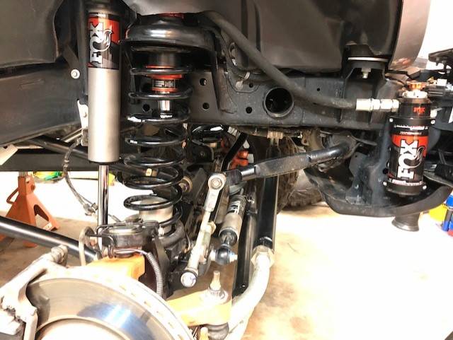 Jeep Wrangler JL CO Ketchup Build fox bumps, PS view