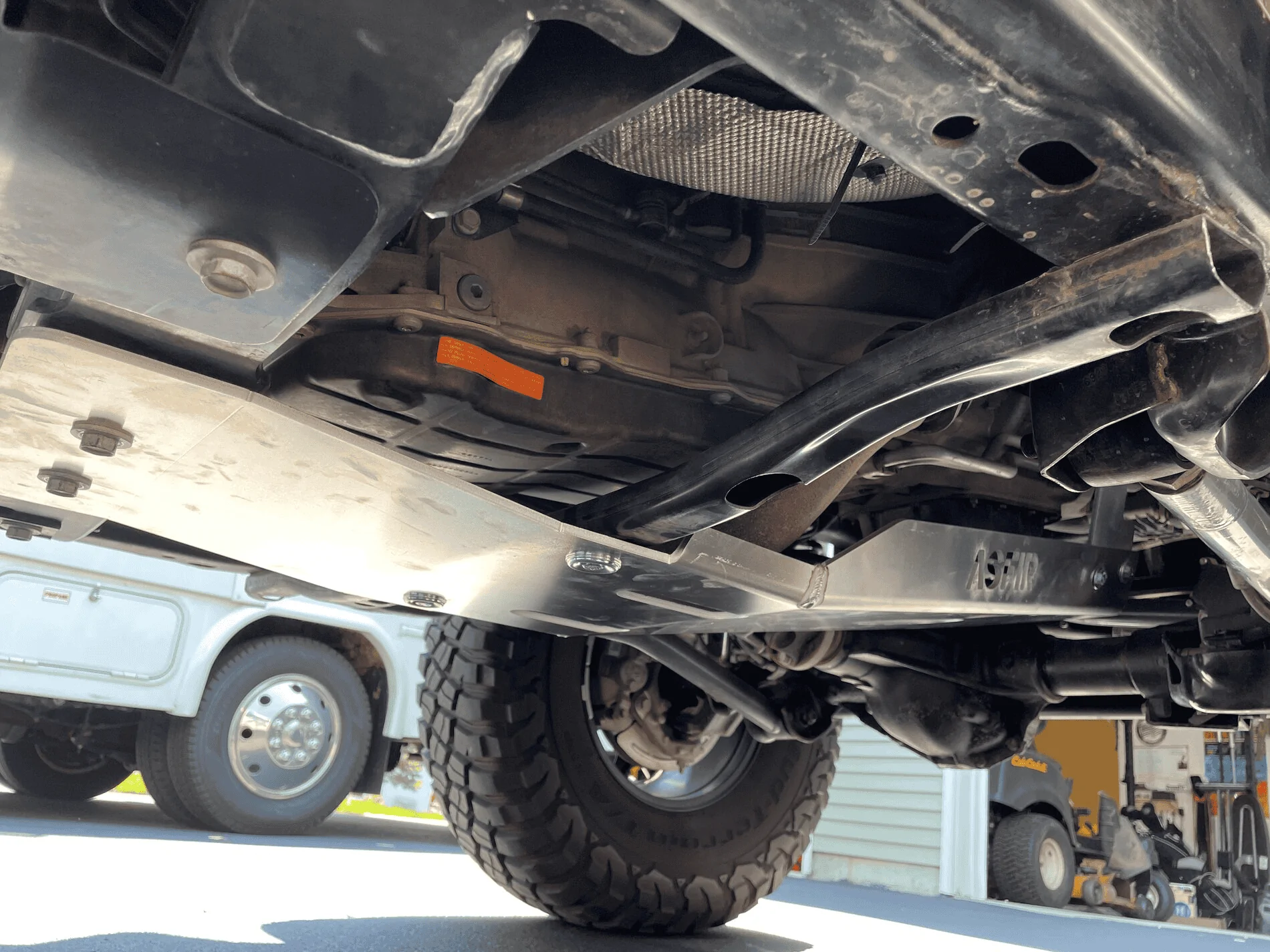 Jeep Wrangler JL Help me decide trans skid plate 1636433512479