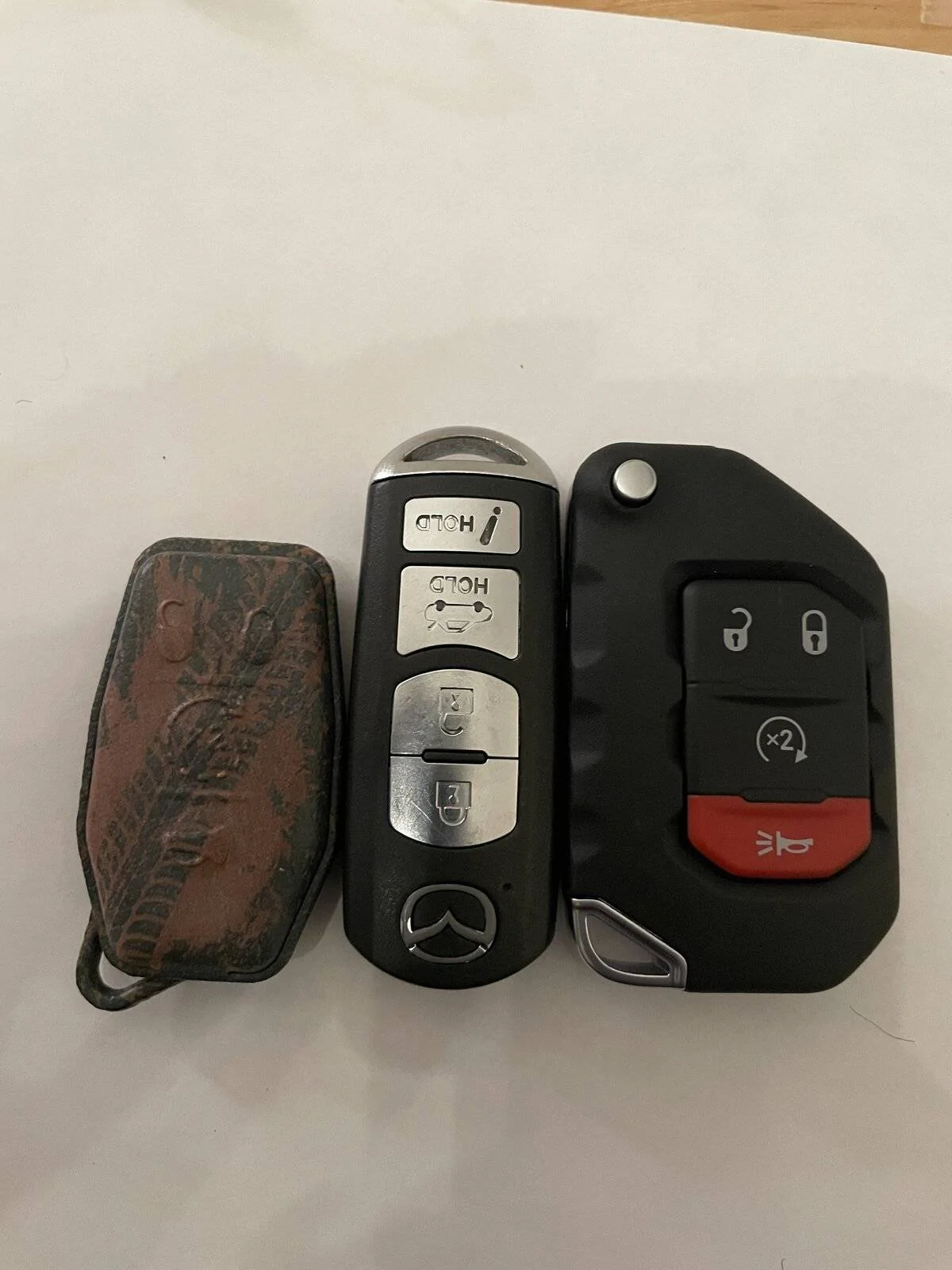 Jeep Wrangler JL Threedom S+ key fob 19B662F4-399B-46C8-A96B-841C140A9918