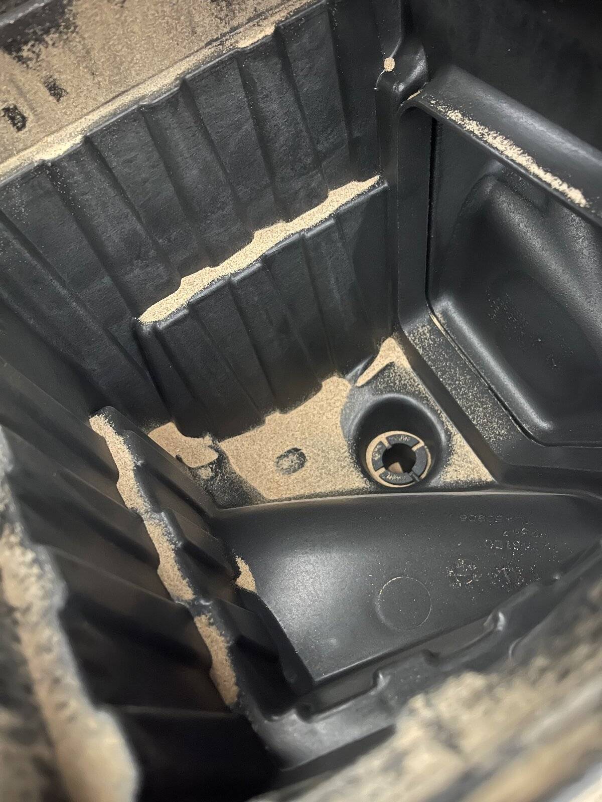 Jeep Wrangler JL The hood scoop intake... 46DF413D-14FF-46CC-855B-65DB7DB8D785