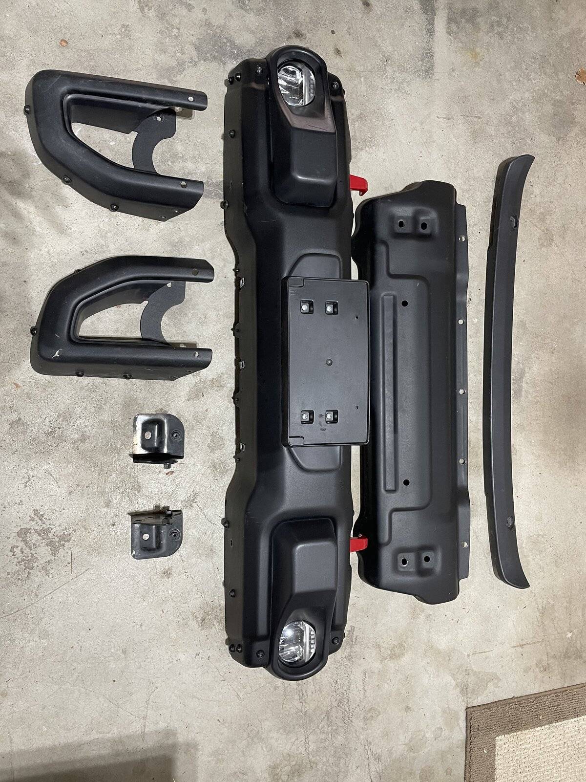 Jeep Wrangler JL Front Steel Bumper - $650 877A7B28-7430-408A-A8B9-1187262DE7E0