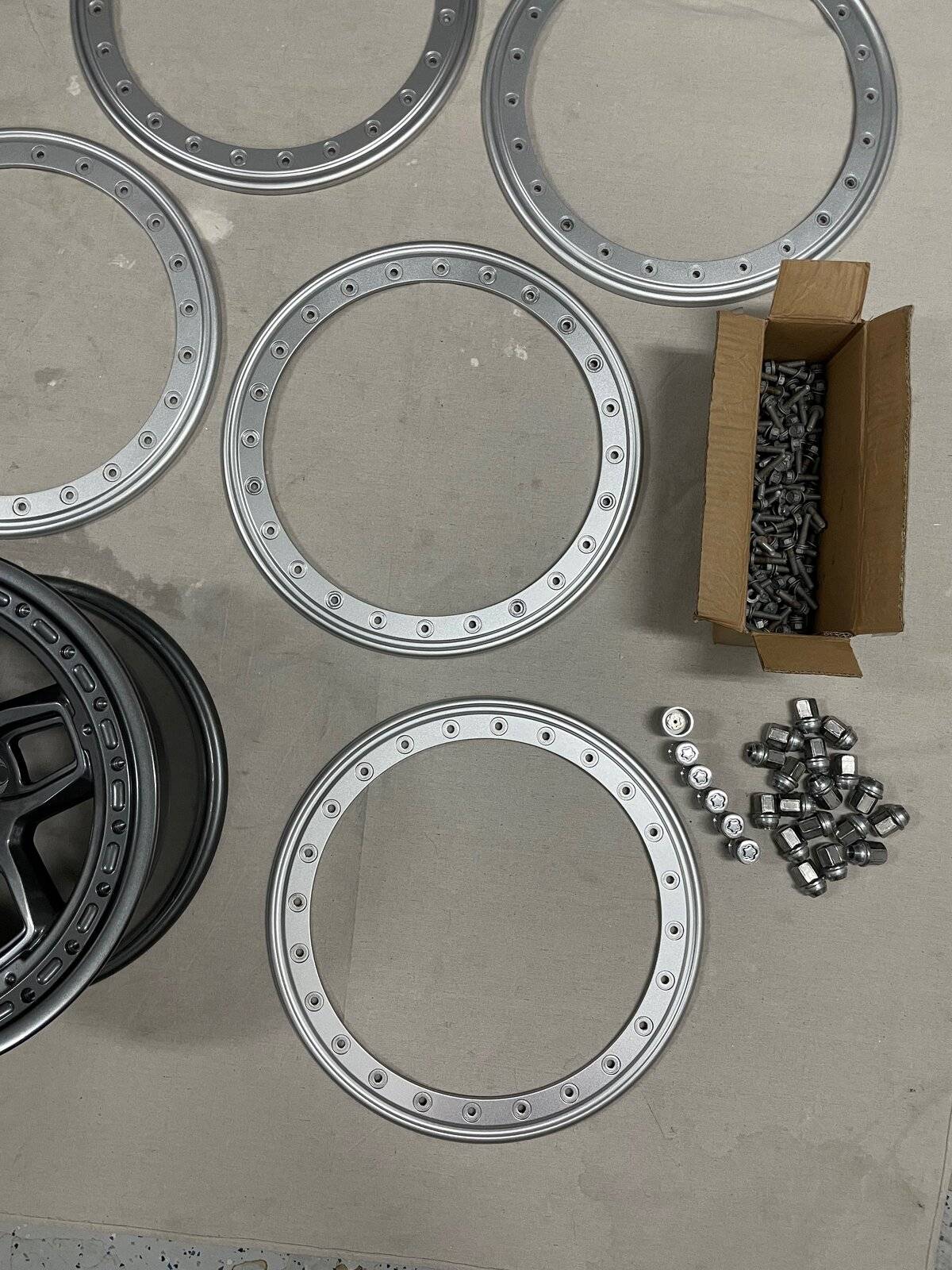 Jeep Wrangler JL (5) Five AEV Borah Wheels - Onyx with Silver Protection Rings Borah 2