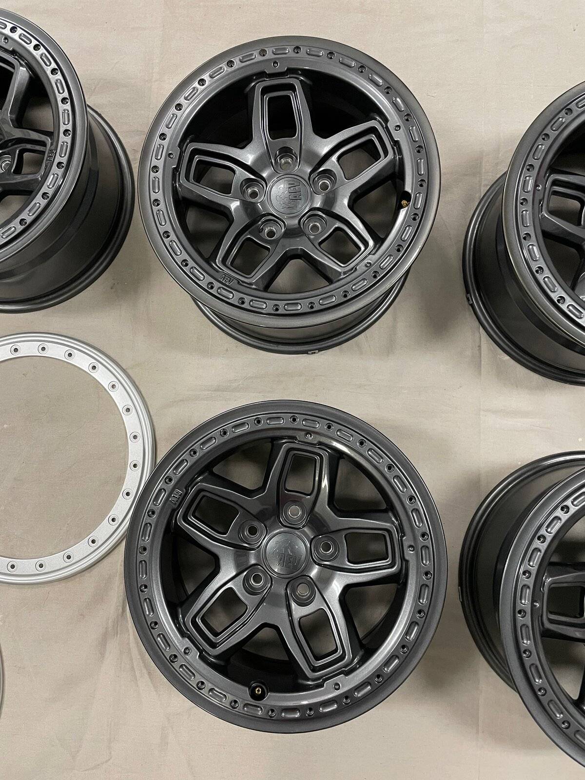 Jeep Wrangler JL (5) Five AEV Borah Wheels - Onyx with Silver Protection Rings Borah 7