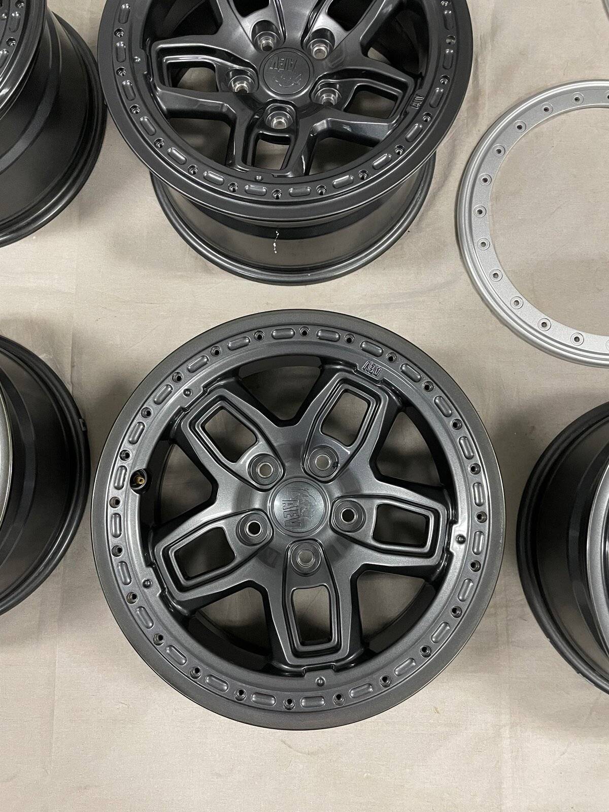 Jeep Wrangler JL (5) Five AEV Borah Wheels - Onyx with Silver Protection Rings Borah 9