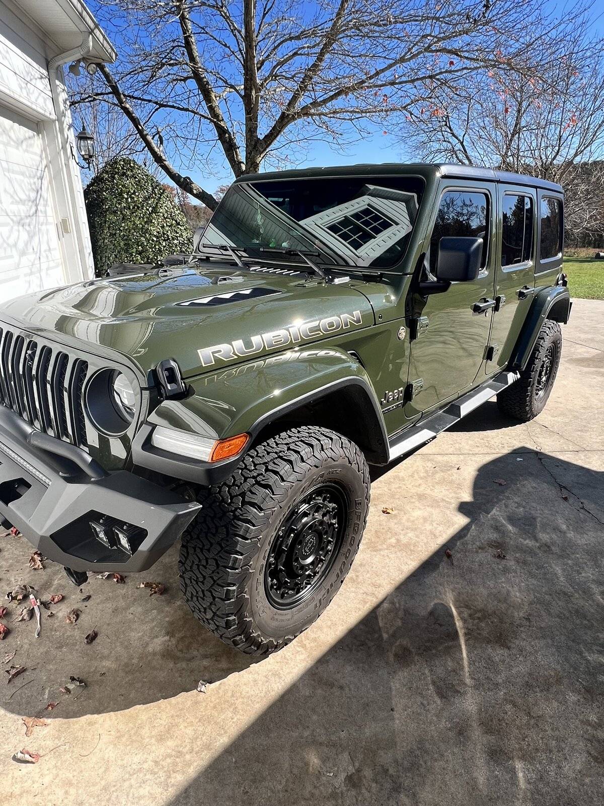 Jeep Wrangler JL Too much tire poke? IMG_5448