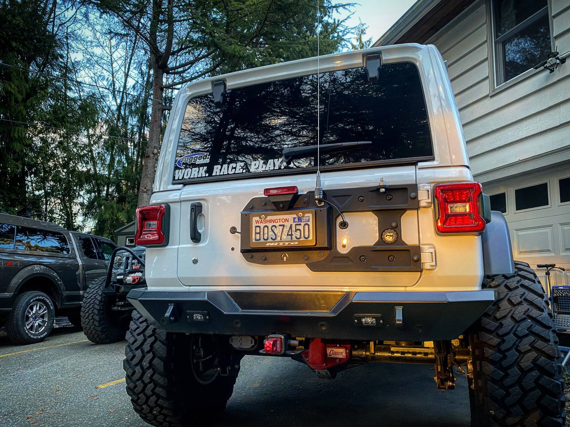 Jeep Wrangler JL Consider Rage4th front and rear bumpers 8CAE13E4-D7A3-4D3D-921D-82DB9062BD67