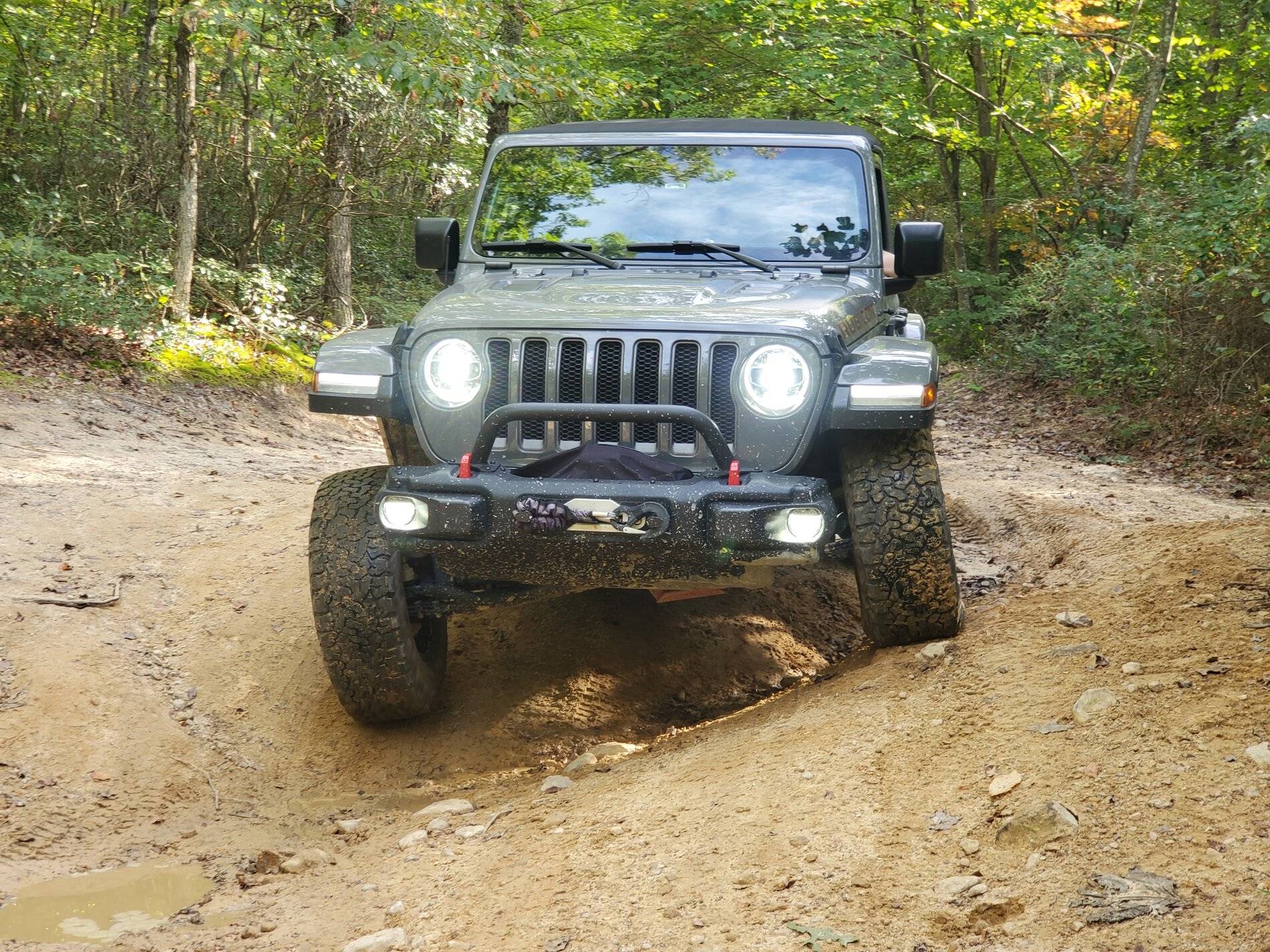 Jeep Wrangler JL winches to fit the JLR's optional steel bumper? 20210925_170347