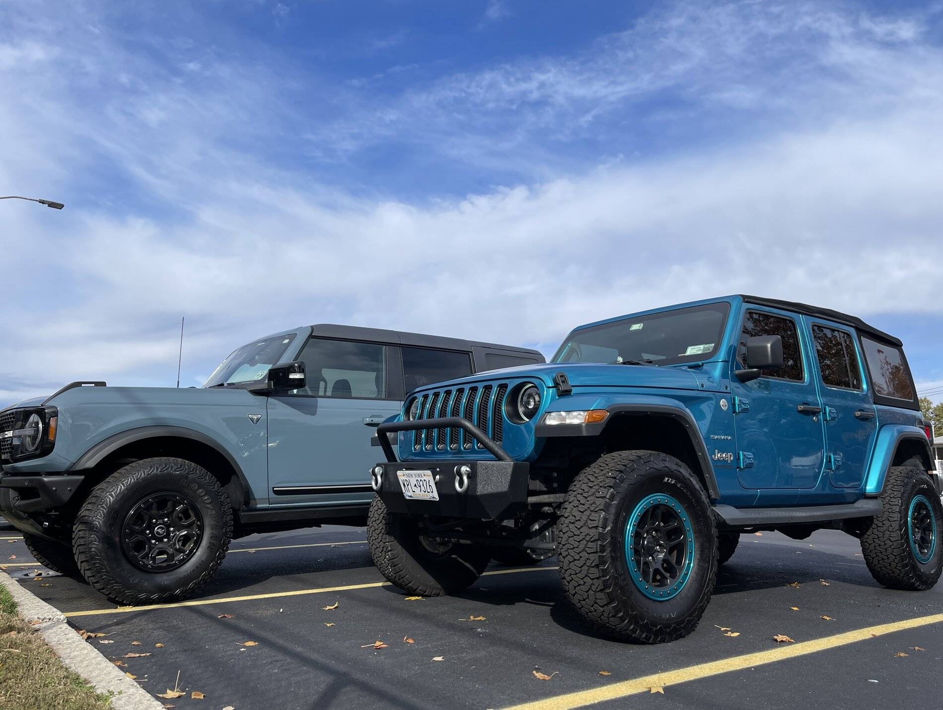Jeep Wrangler JL Extreme Recon Willys vs Sasquatch 31707194-22F5-4964-B2FB-672FE1B48684