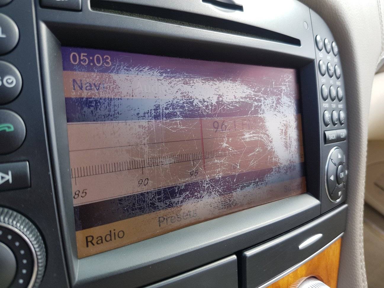 Jeep Wrangler JL Uconnect 8.4 Screen Delamination 20180814_140555_cbff5f6180b9f26f1be7bebf6ce3404423961a3c