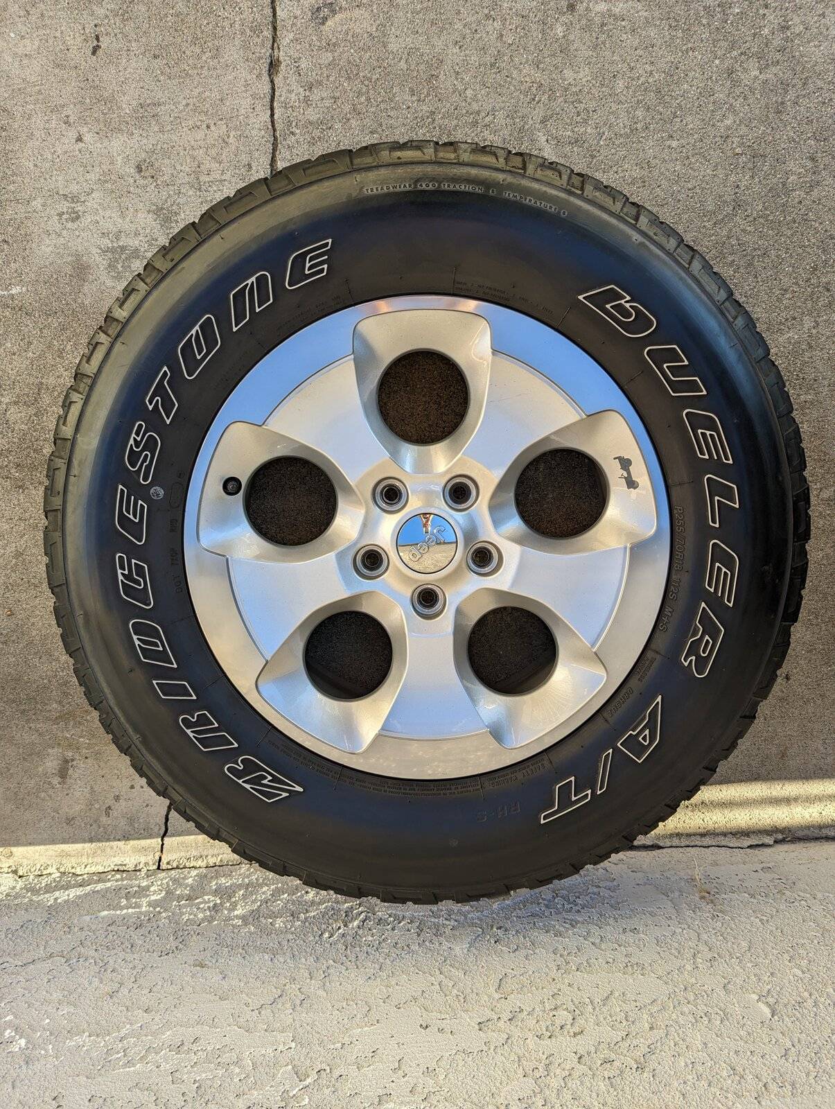 Jeep Wrangler JL JK Sahara Wheels & Tires PXL_20211113_153107124