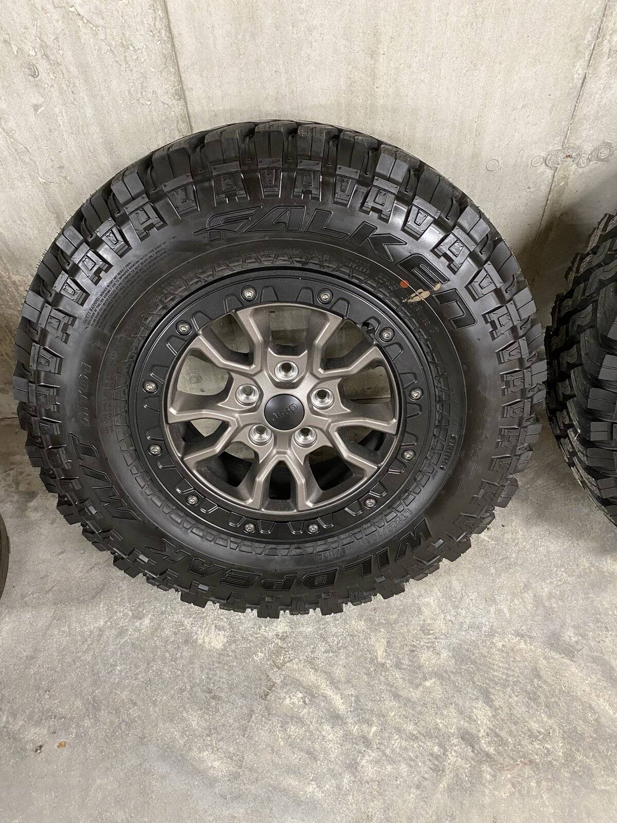 Jeep Wrangler JL WTB Rubicon 392 take offs 1446F625-636C-407C-BE47-B3F0DE660D6A