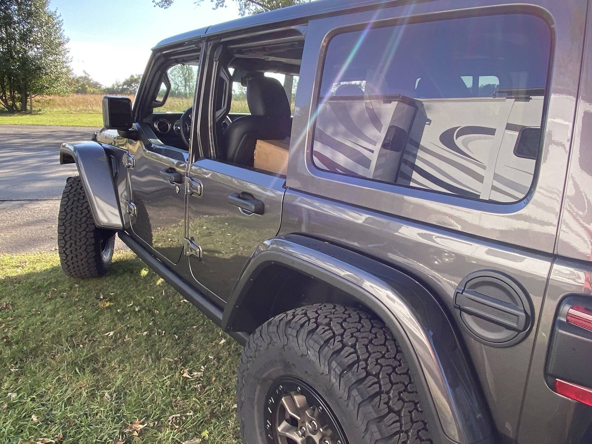 Jeep Wrangler JL Half Doors 42D34436-A09E-4F73-A449-28ECAC07B997