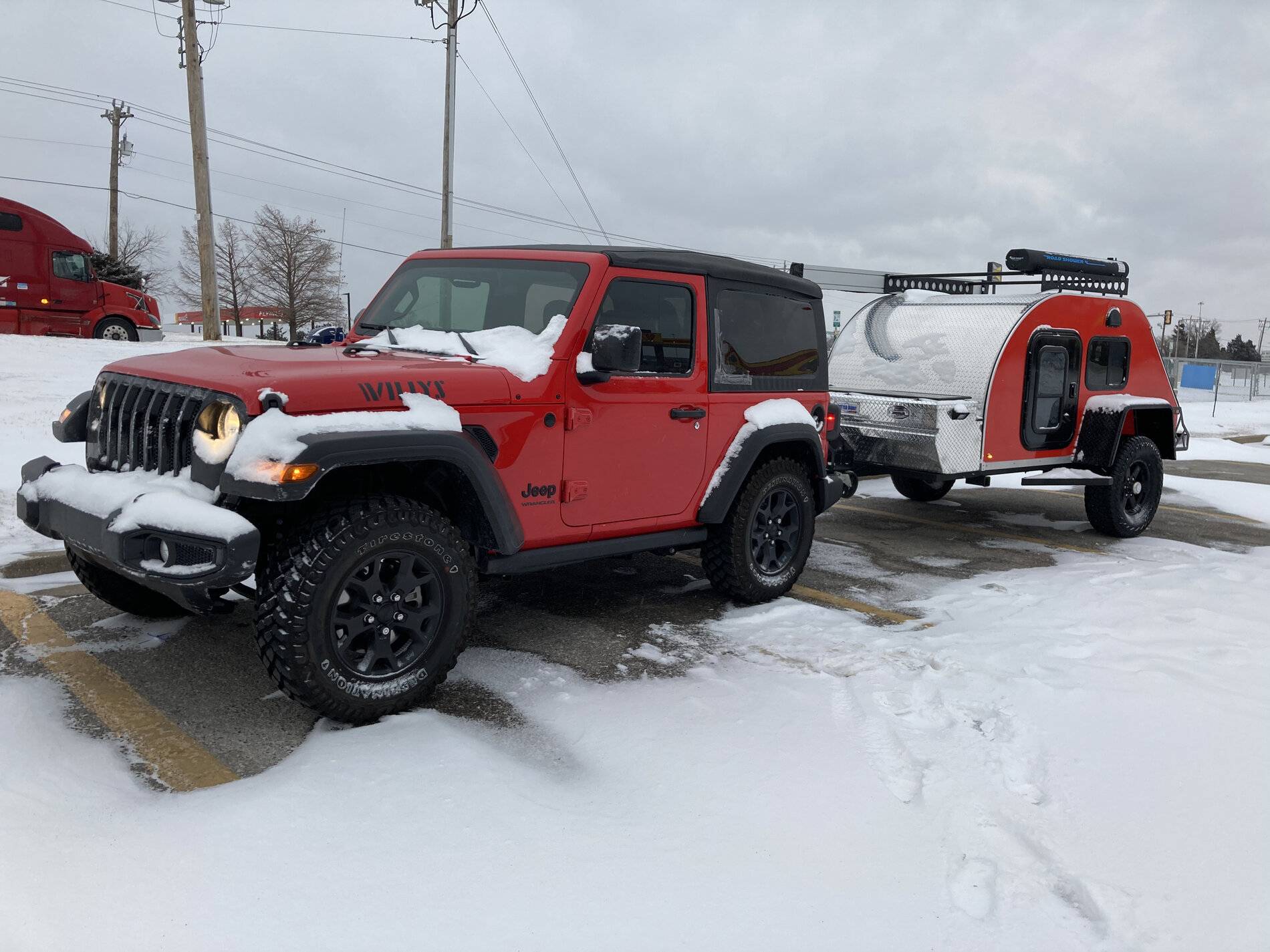 Jeep Wrangler JL Rubicon or willys ???? 63500450901__67F31DF2-330C-491A-812D-FFECB47D5B90