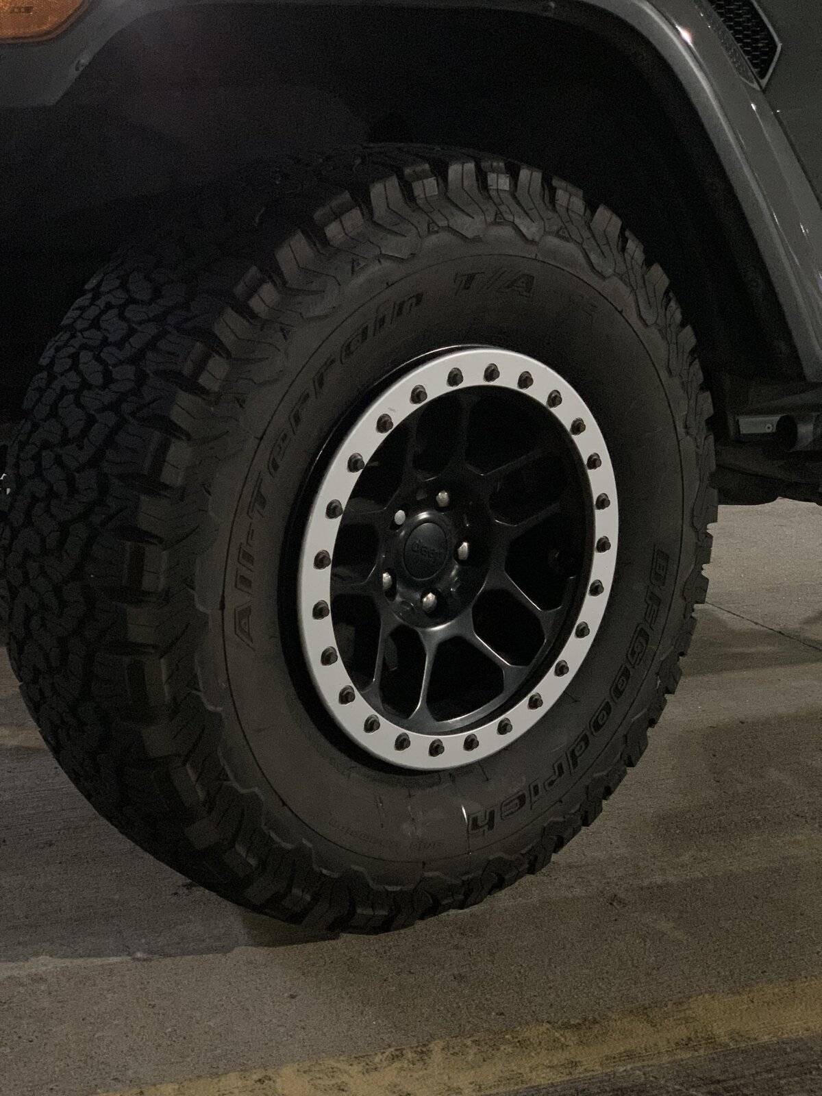 Jeep Wrangler JL Mopar beadlock rings. 7E14868E-9B4A-4281-92DD-CCDD5345F5E8