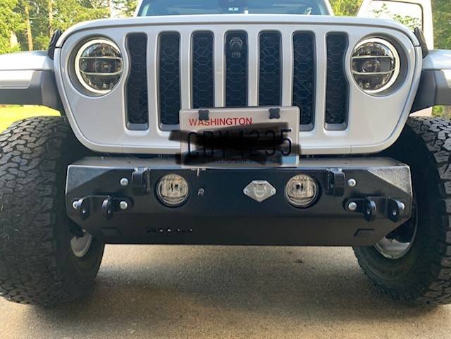 Jeep Wrangler JL Stubby front with nylon wench. thumbnail_IMG_5759