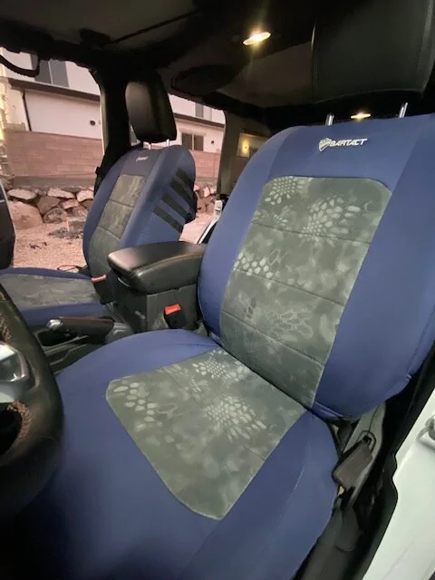 Jeep Wrangler JL Bartact custom seat covers IMG_9705