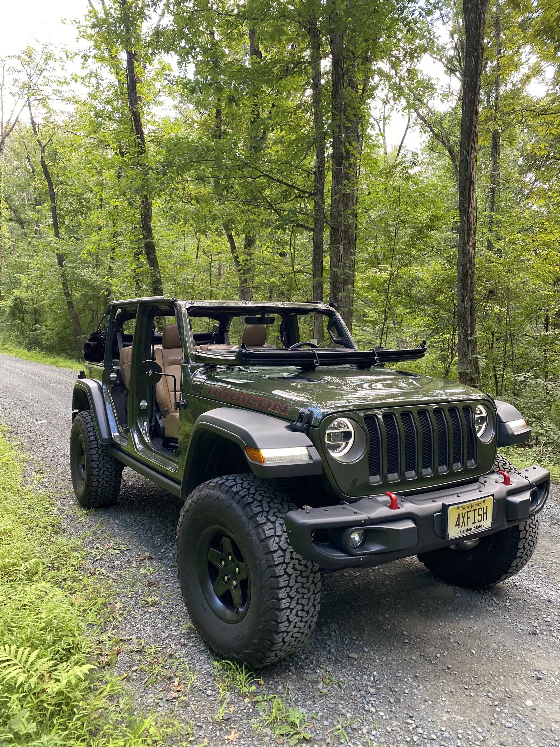 How To Put Jeep Windshield Down: Step-by-Step Guide