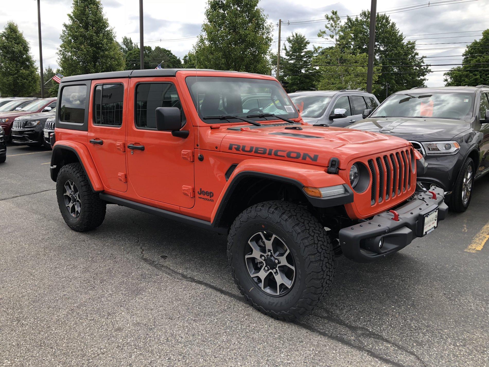 Jeep Wrangler JL PUNK'N Wrangler Jl club DF6F90C6-5220-495B-AF6F-1BDF4D213A1E