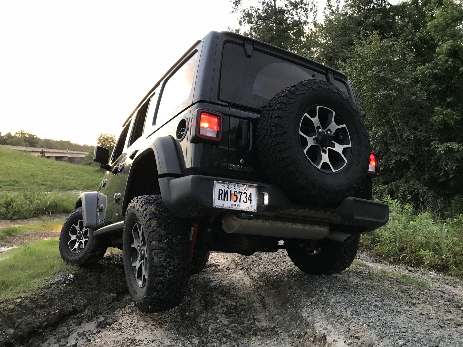 Jeep Wrangler JL Black JLU Sport with Rubi parts 40084AAD-32CD-44F9-8D66-B9073327B8E2