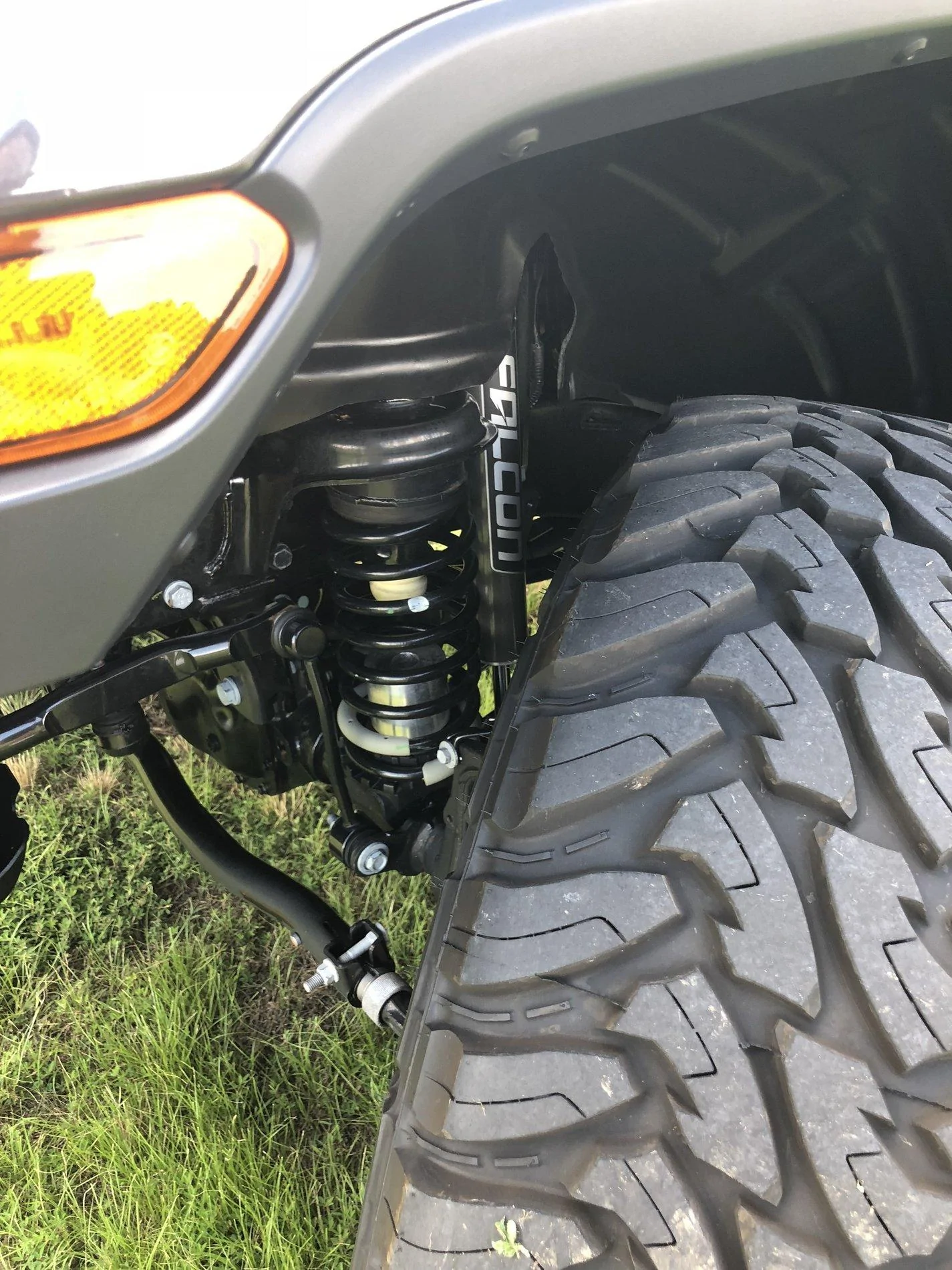 Jeep Wrangler JL JL Falcon Shocks 39650B15-EBD2-46E6-8556-3E3FDA91DEAE
