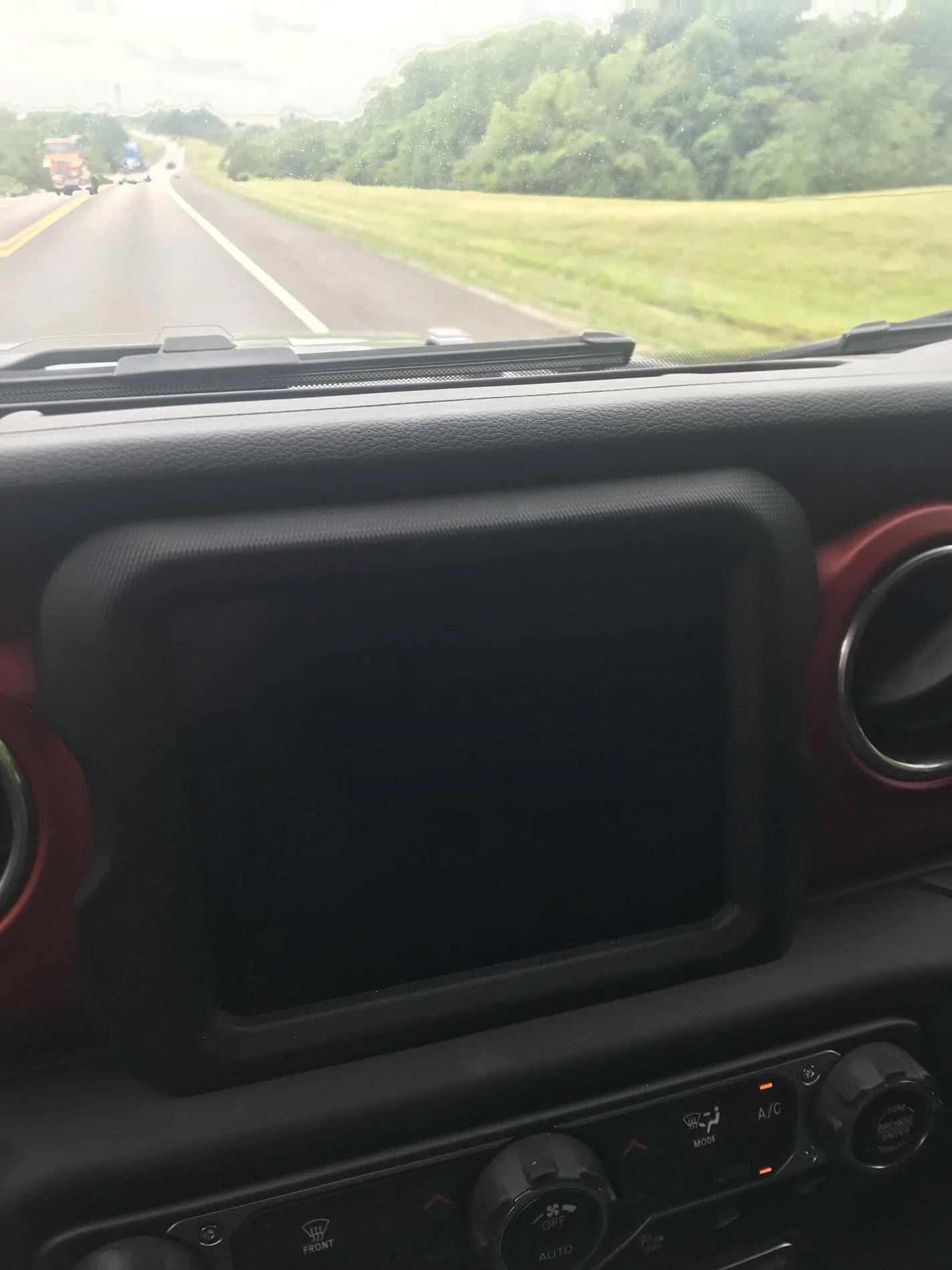 Jeep Wrangler JL backup camera suddenly stopped working 7D42FB59-2FAC-4FA3-99C5-61C04C041F34