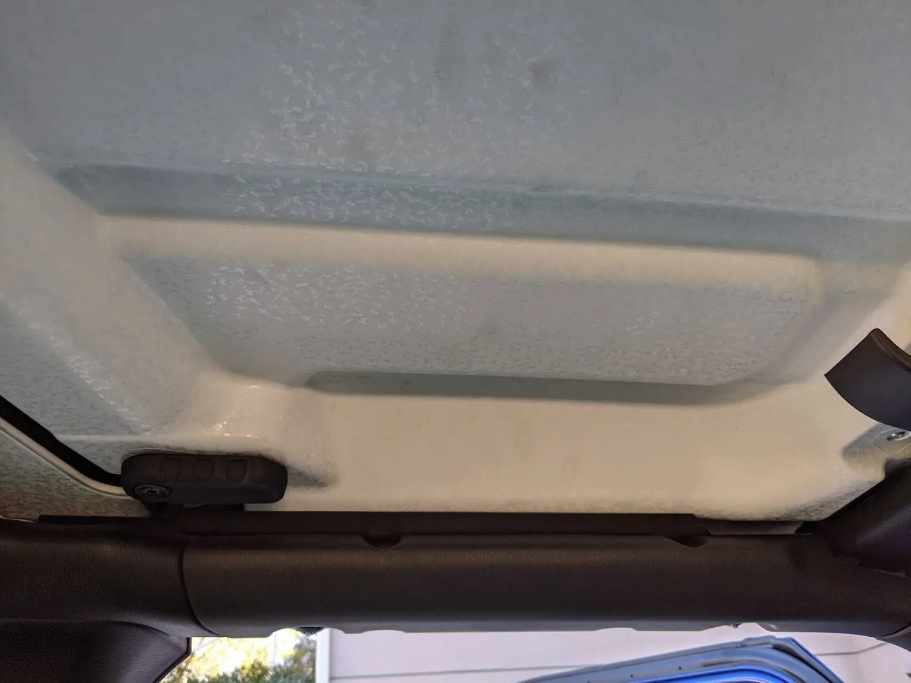 Jeep Wrangler JL Anyone fold down their windshield? PXL_20201128_183615646