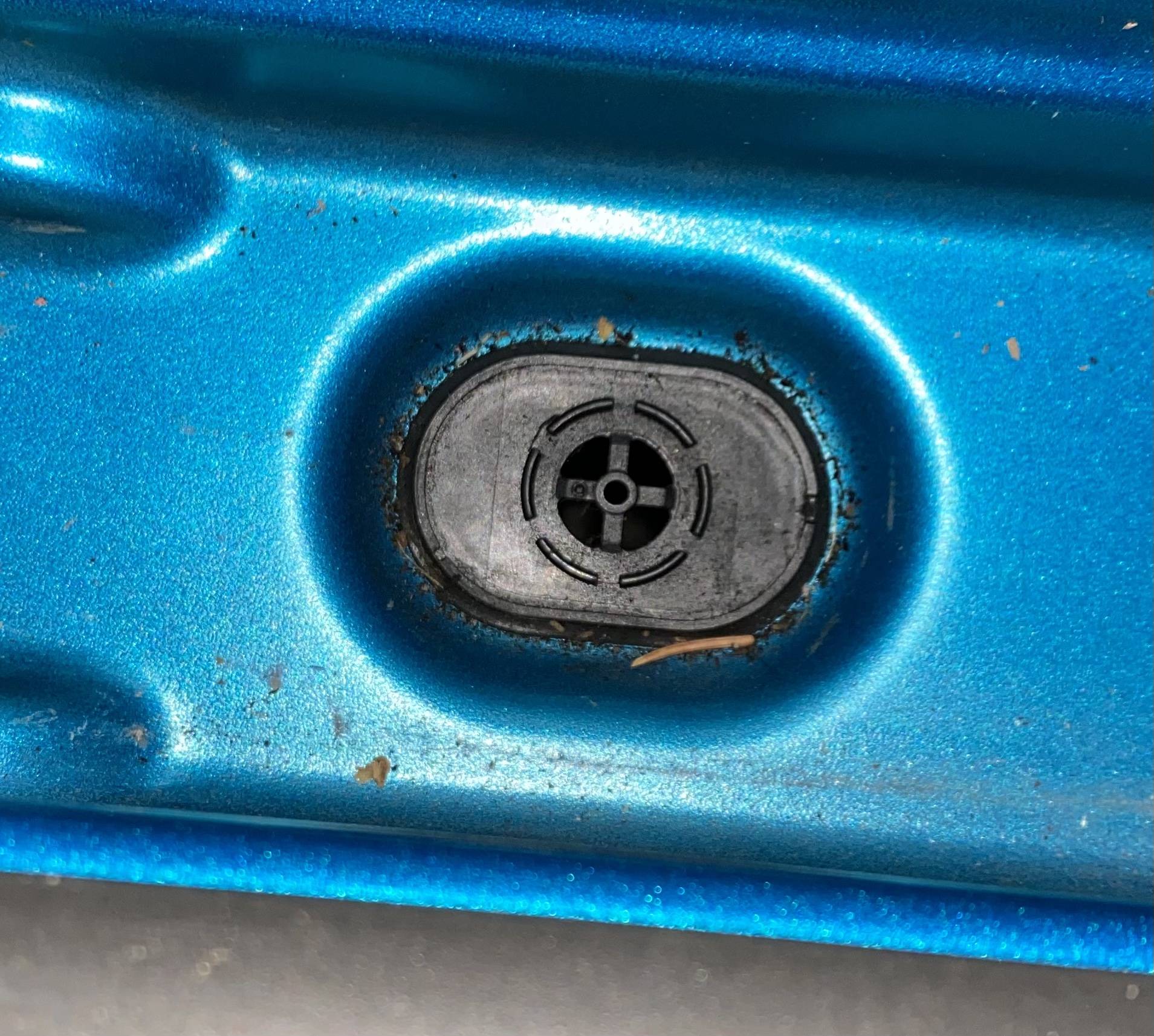 Jeep Wrangler JL Tire Jack, Storage Compartment Drain B8CE0204-96F7-40B2-8F1A-41FD278CA885