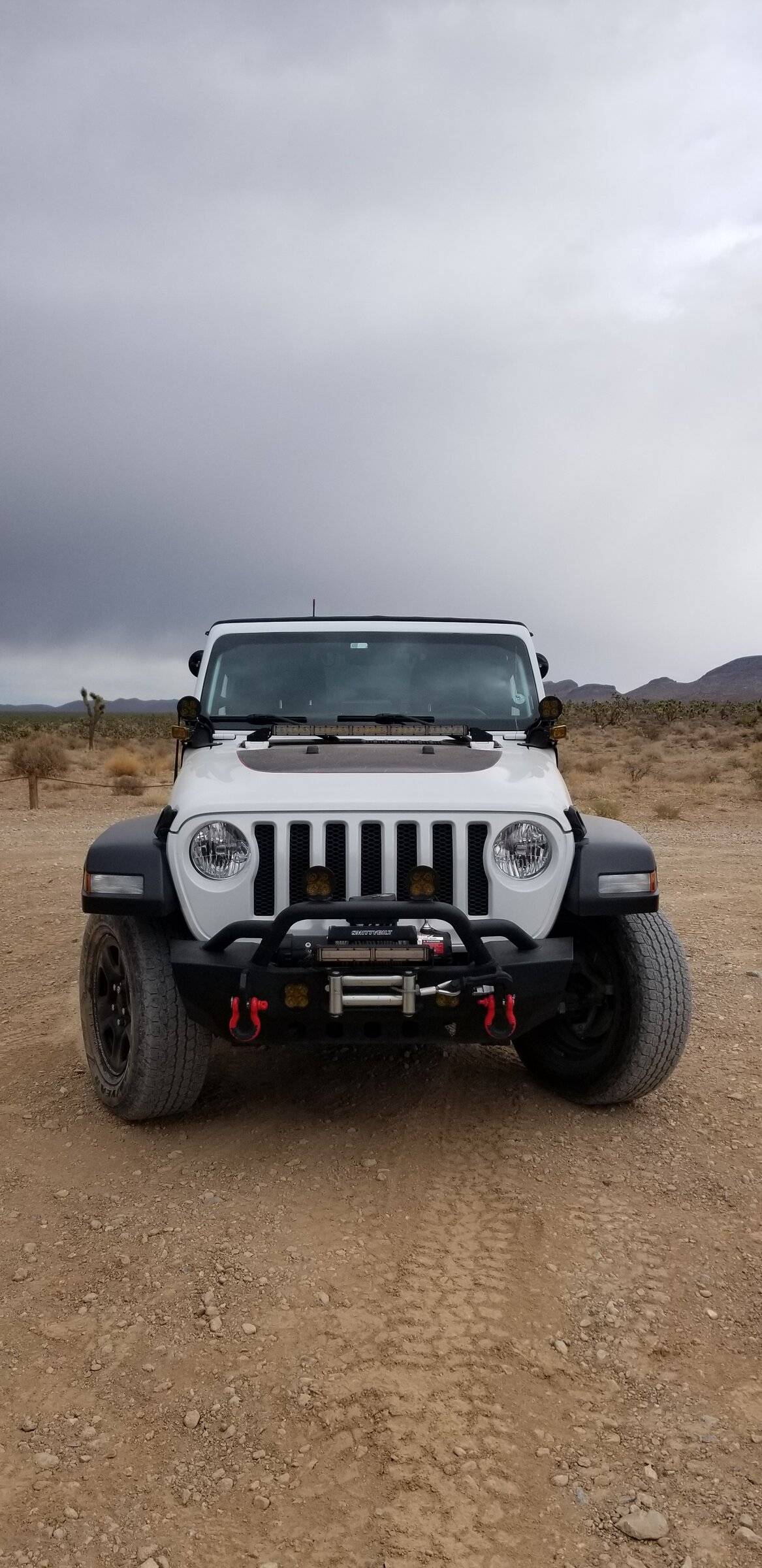 Jeep Wrangler JL Yellow fog light height vs. effectiveness 20211009_114455