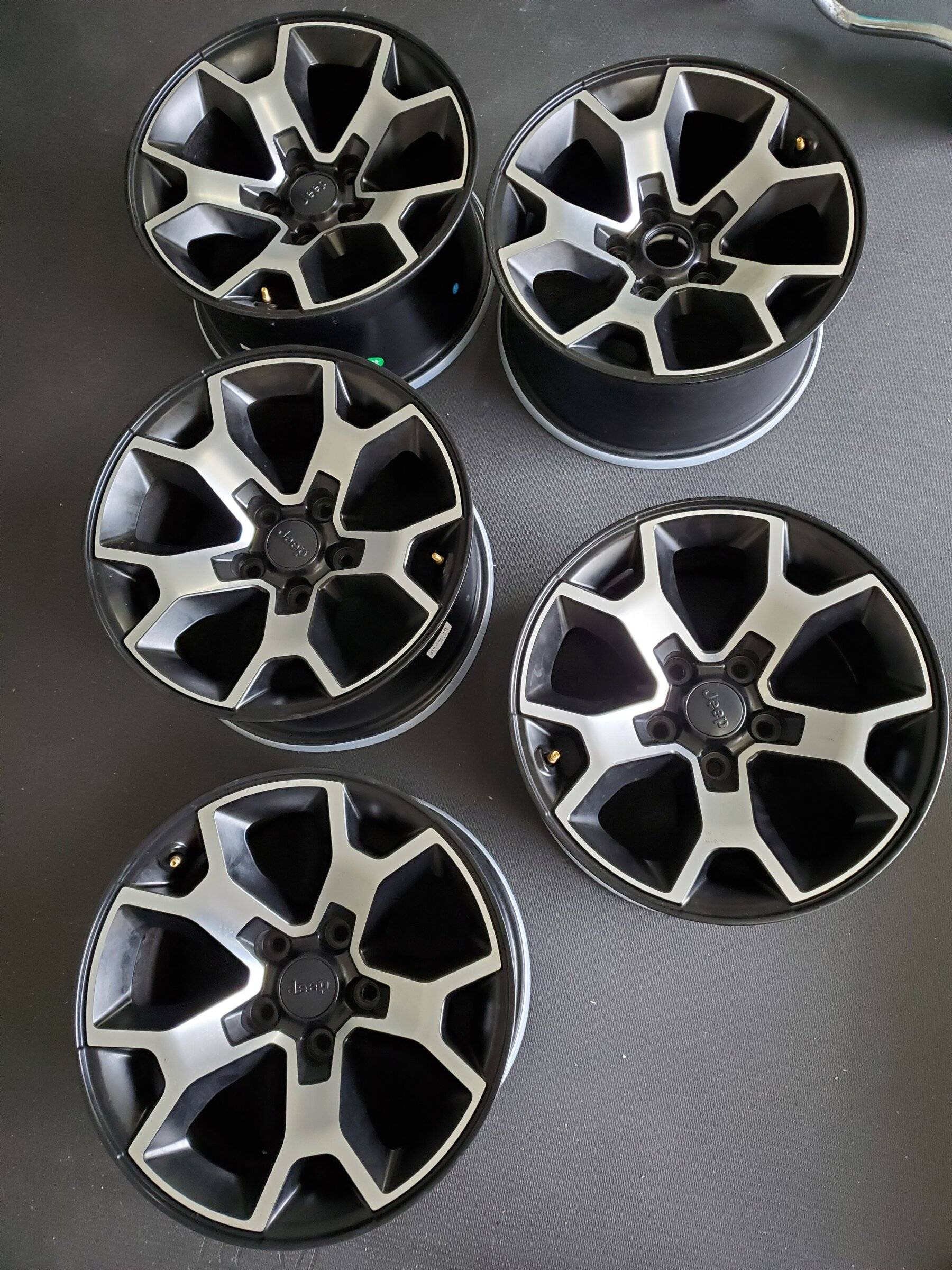 Jeep Wrangler JL fs quadratec morphic wheels 20211207_133759