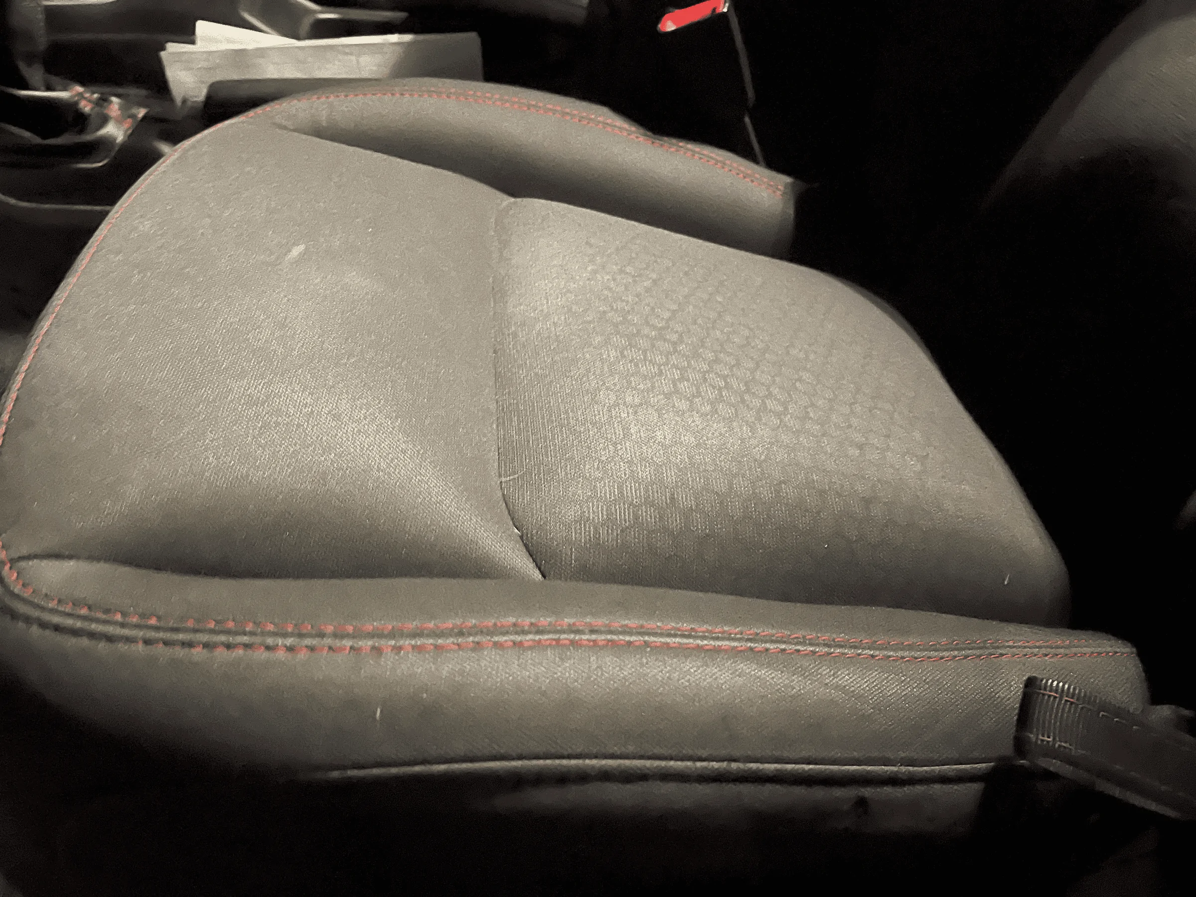 Jeep Wrangler JL 2021 Seat Torture 1638988945189