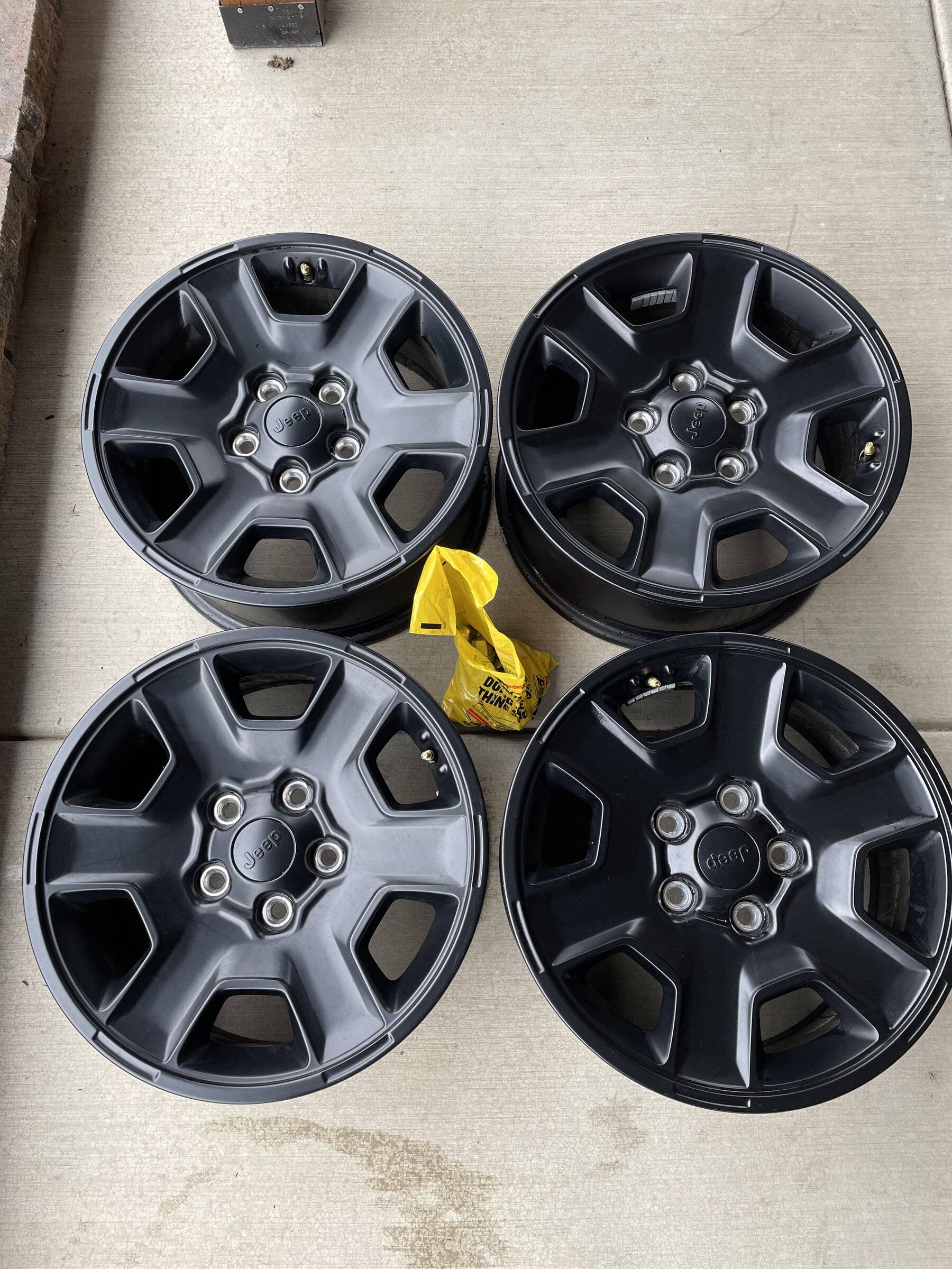 Jeep Wrangler JL OEM Gladiator Mojave Wheels 59F3A424-4FE3-4966-B7D5-4F54447666D4