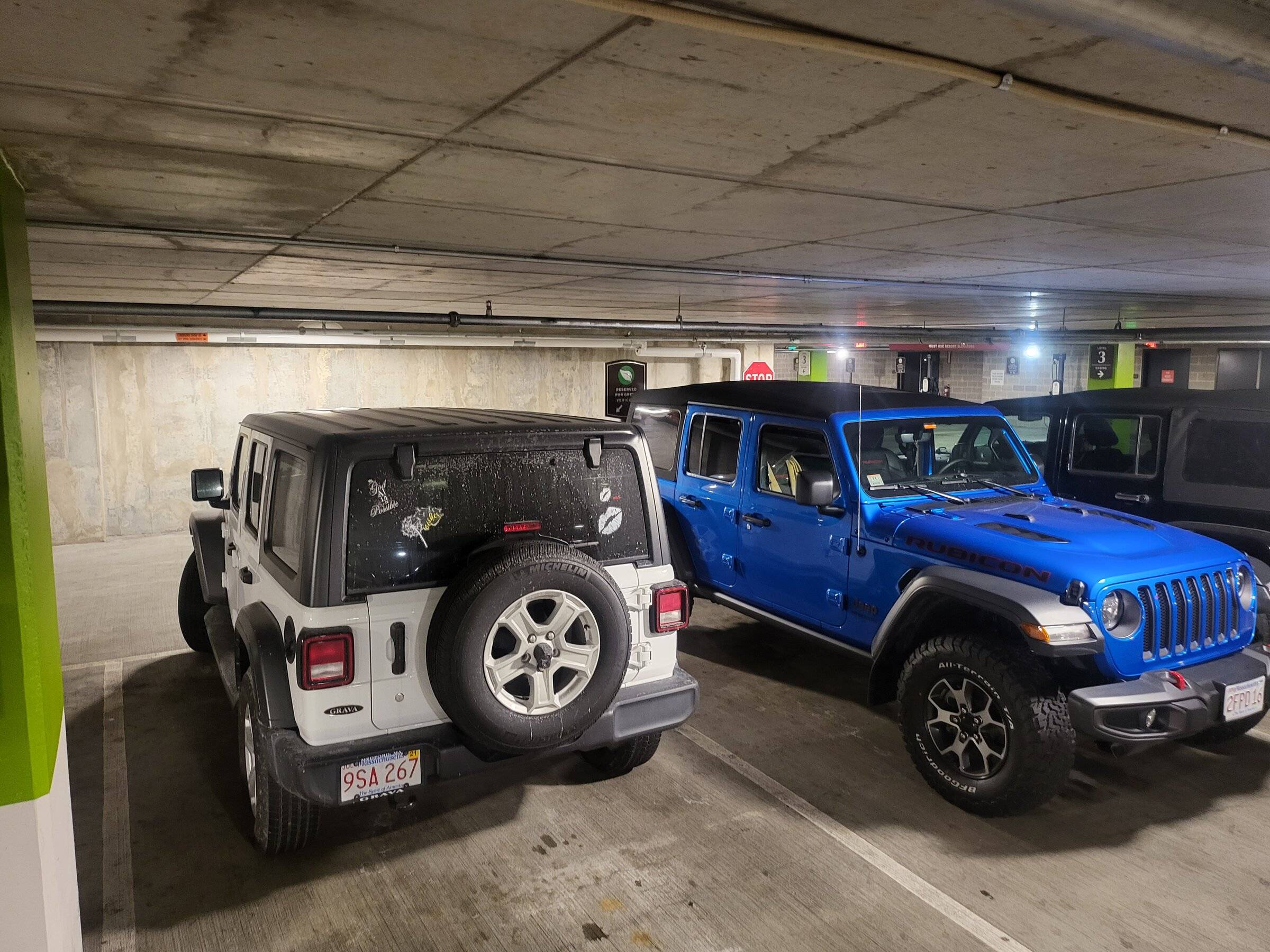 Jeep Wrangler JL Meanwhile at Encore Boston's Garage... 20211210_144933