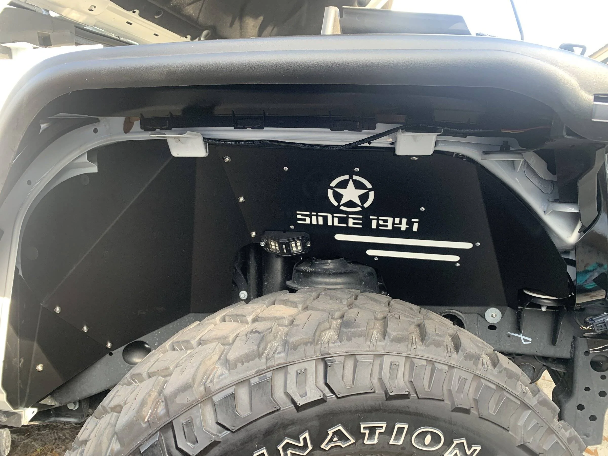 Jeep Wrangler JL New Bushwacker Hyperform Fenders imag
