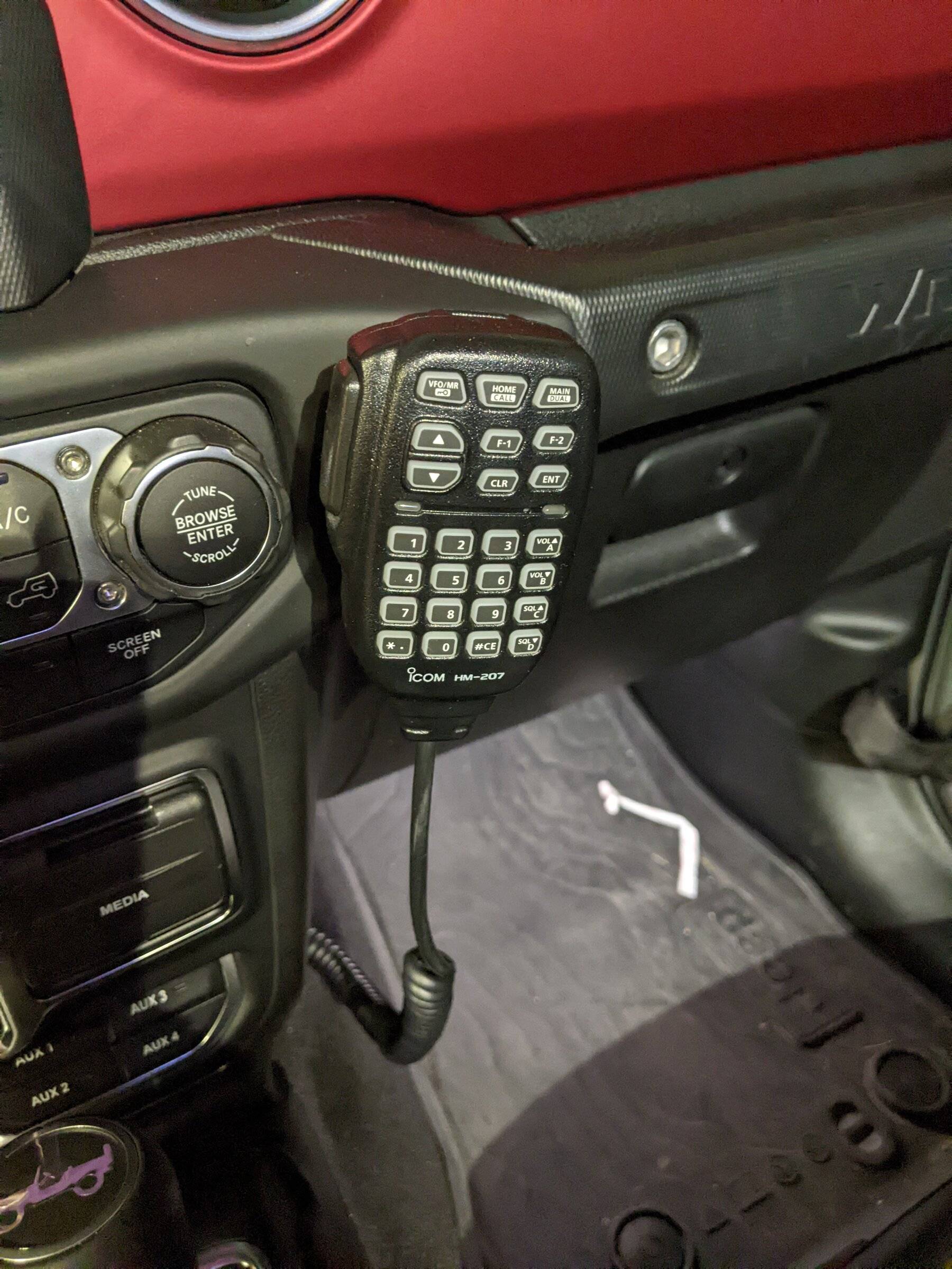 Jeep Wrangler JL Ham Radio Wiring PXL_20211211_224201160.MP