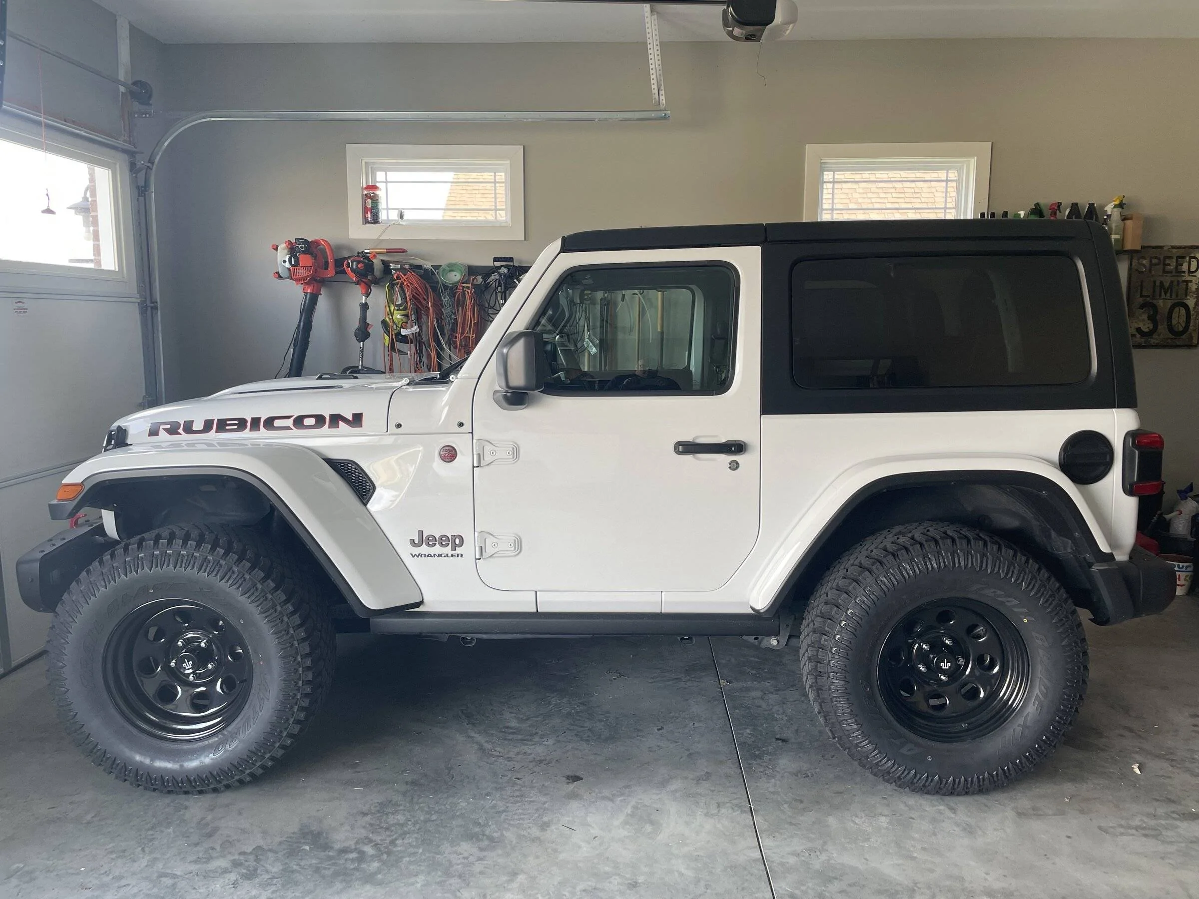Jeep Wrangler JL 2DR ride on Load E tires vs Load D/C tempImagePRtl6E