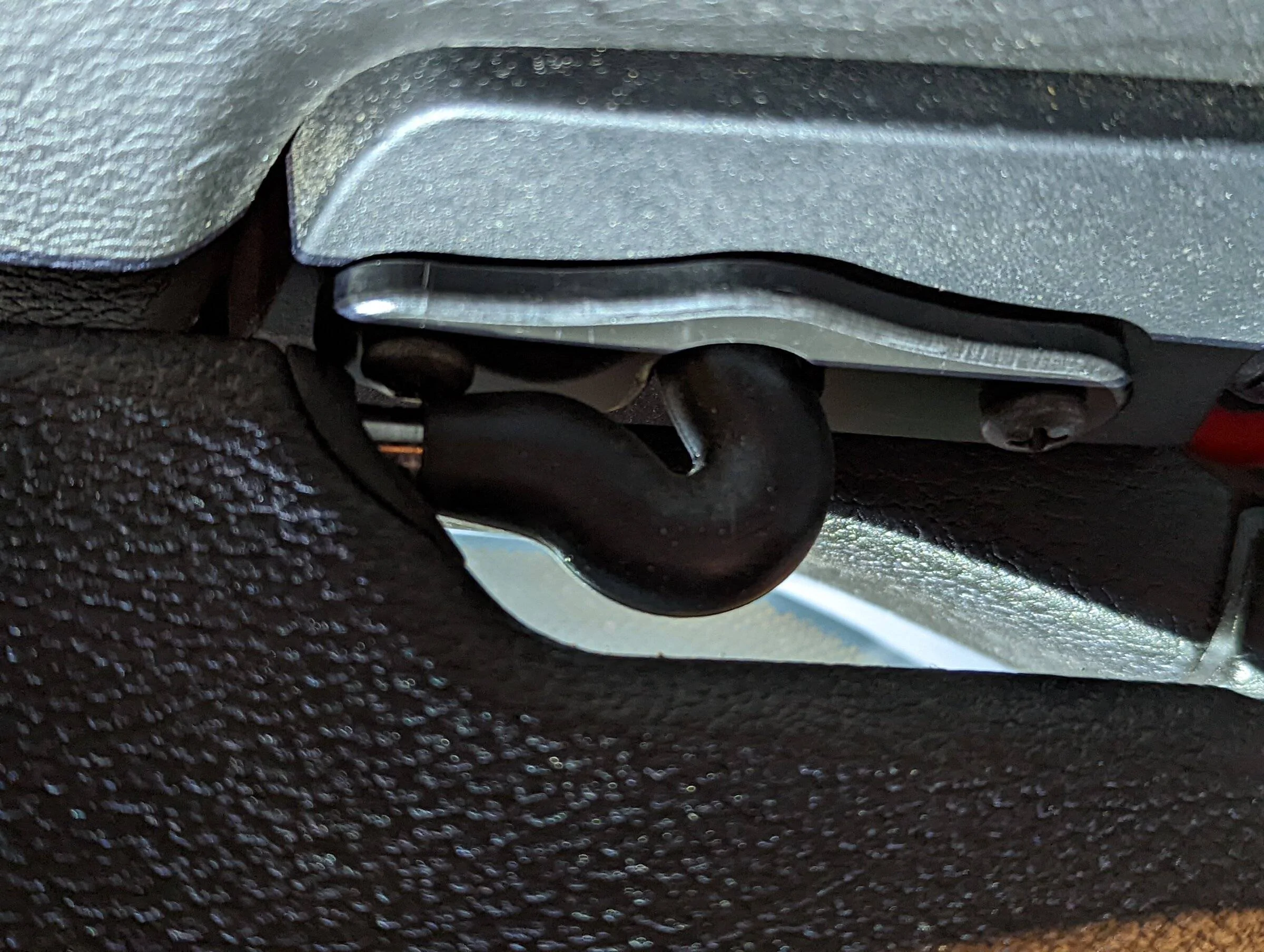 Jeep Wrangler JL Sun Visor Fix 2021-12-17 12.00.42