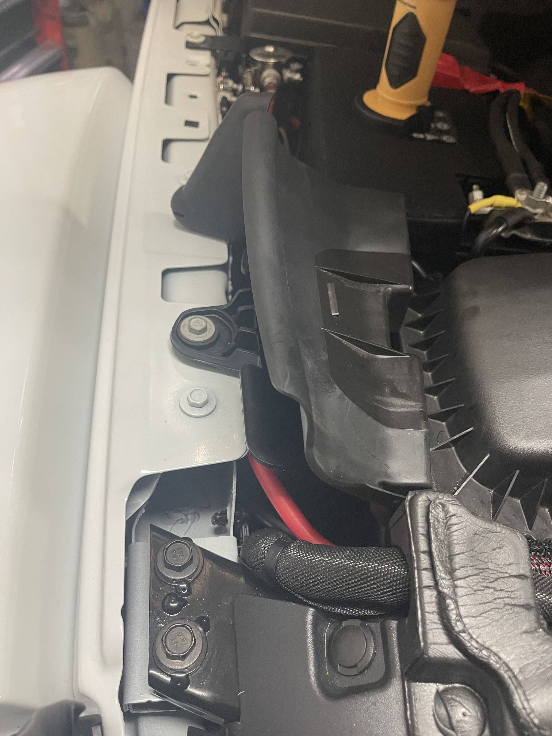 Jeep Wrangler JL Winch disconnect switch location? 3638AEEB-E2CF-4F10-AF7B-9F5E9A349898