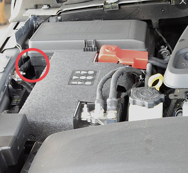 Jeep Wrangler JL Winch disconnect switch location? B02A4BA7-3C70-47C0-8931-92CF707F09A9