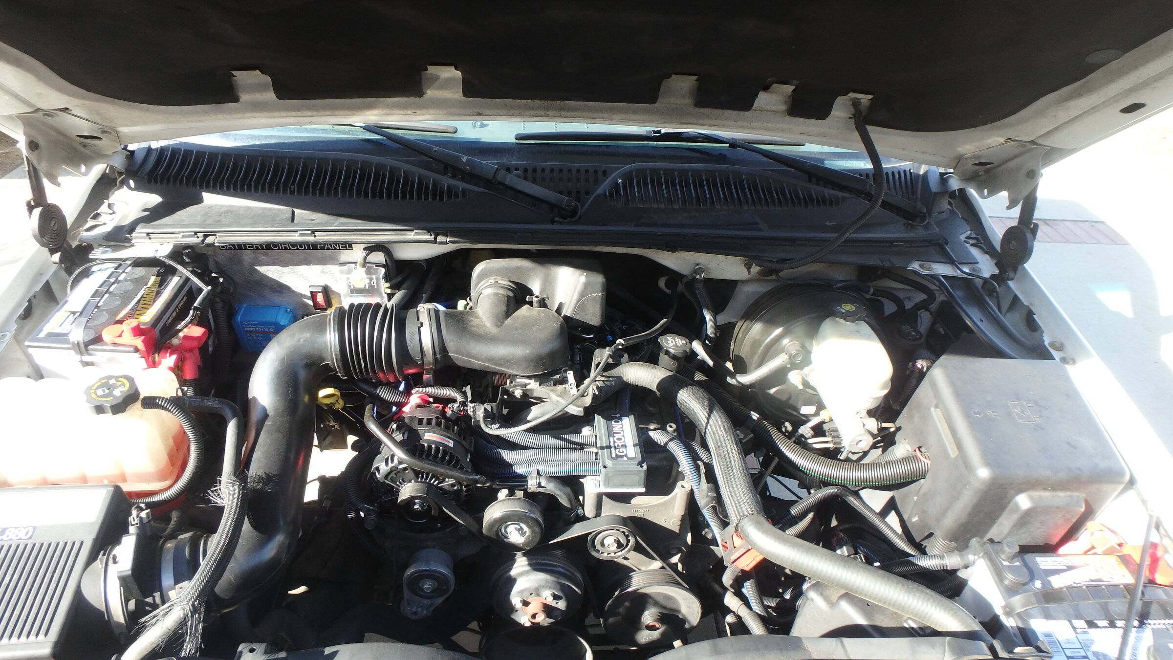 Jeep Wrangler JL Winch disconnect switch location? 262618BE-9FD7-4202-950D-F36EA9C28FE5