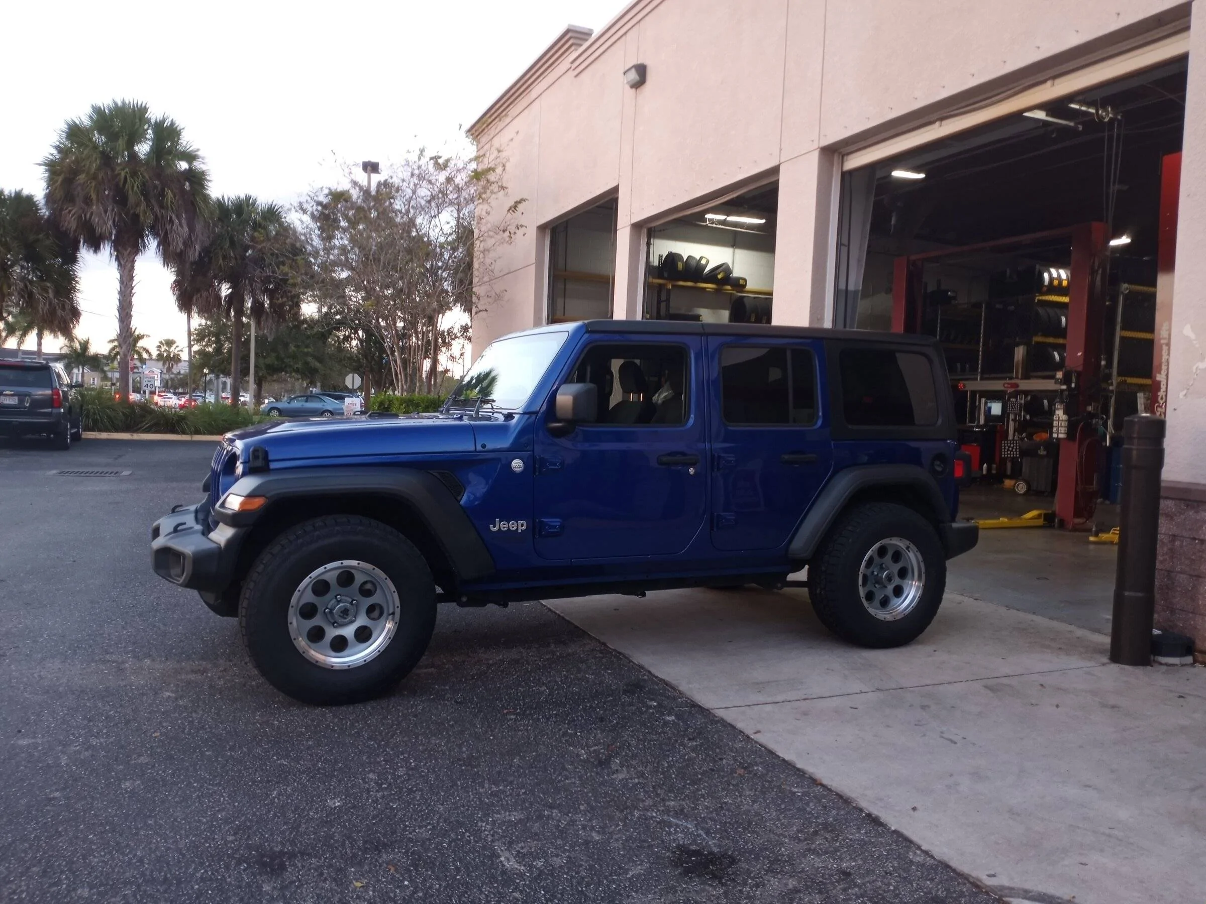Jeep Wrangler JL Street Tire Choices IMG_20211213_173008
