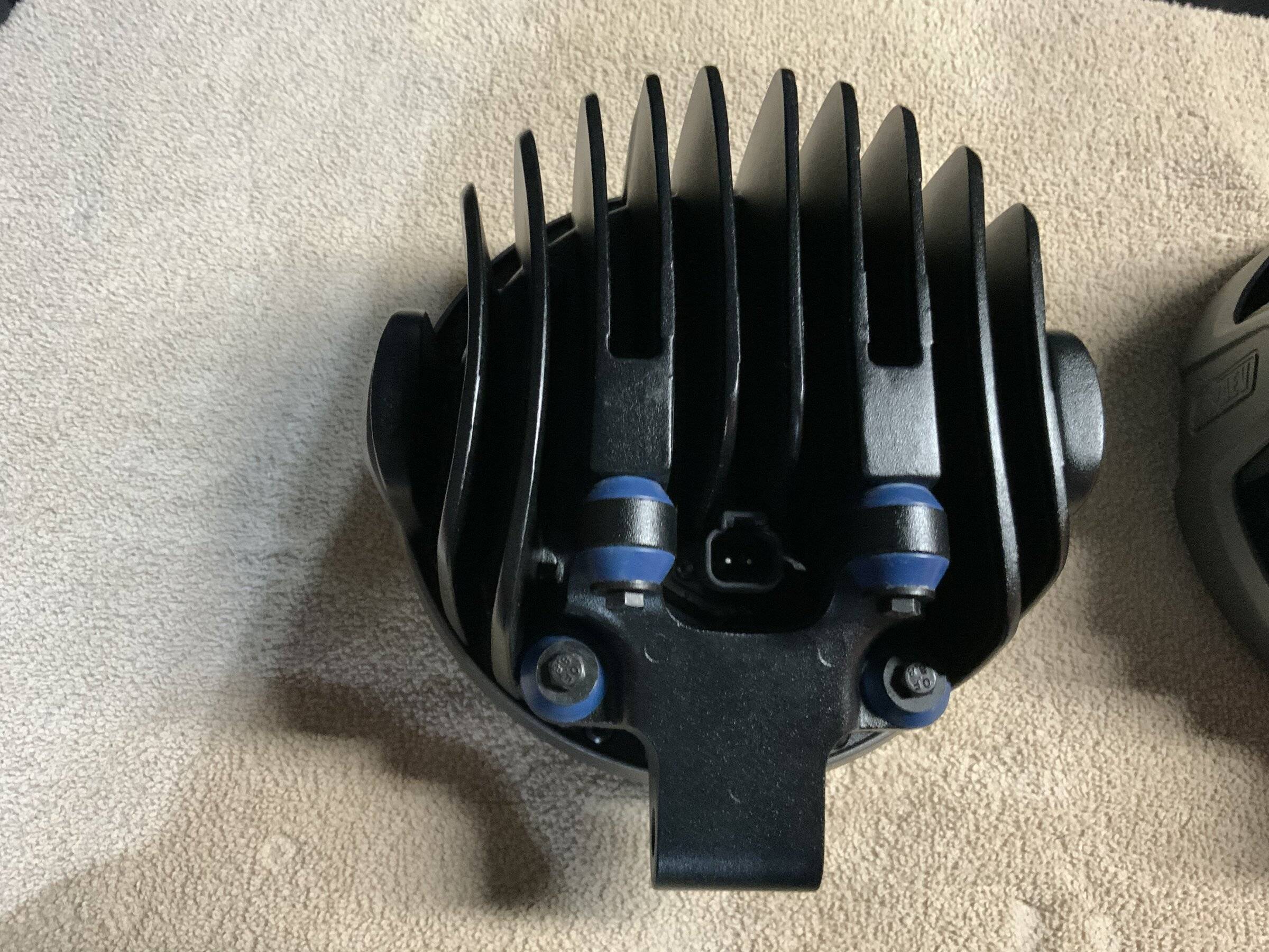 Jeep Wrangler JL AEV 7000 Series Light Kit & Maximus-3 Light Bracket B70A410F-2DC1-440F-BC2A-CBE87EEFEA8C