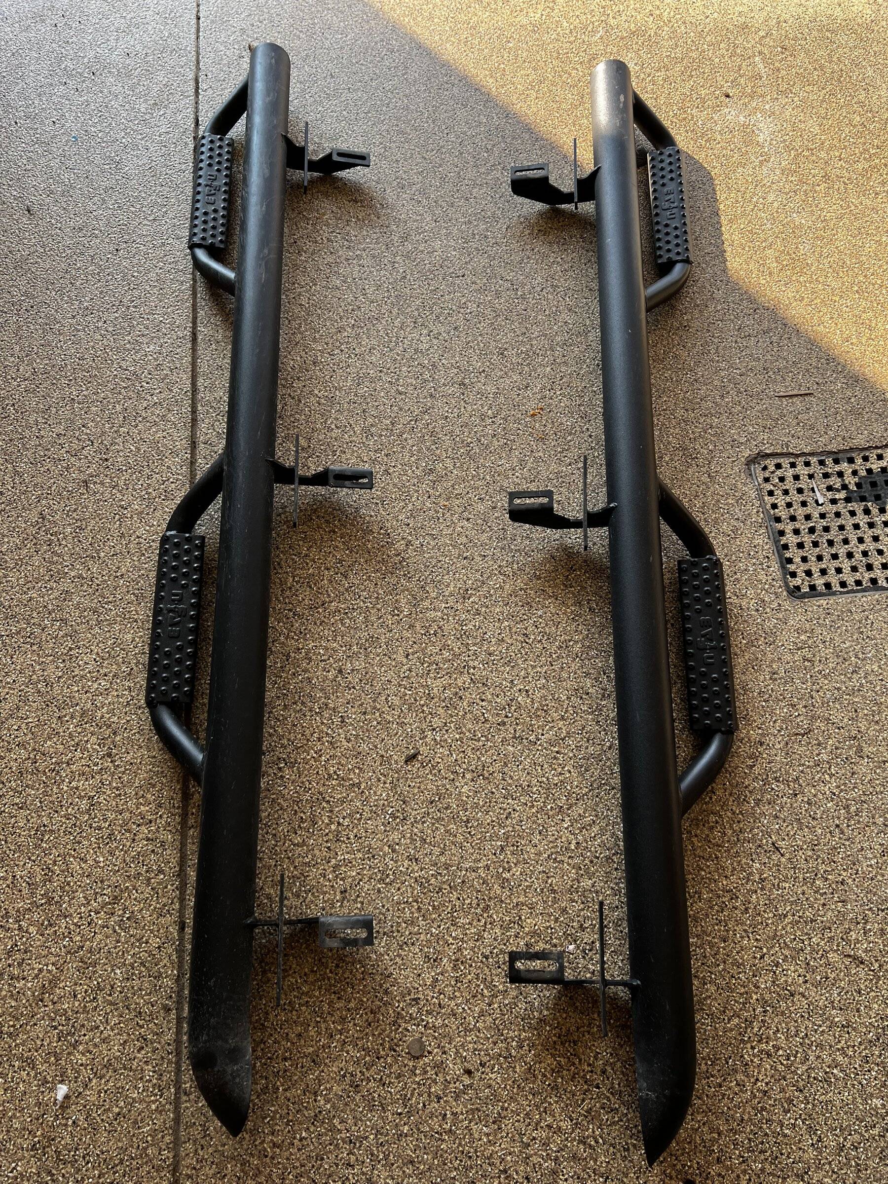 Jeep Wrangler JL N-Fab Step bars for JLU IMG_5918