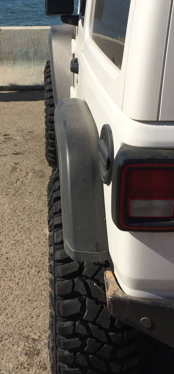 Jeep Wrangler JL Xtreme Recon Wheels AEV's and 37's b