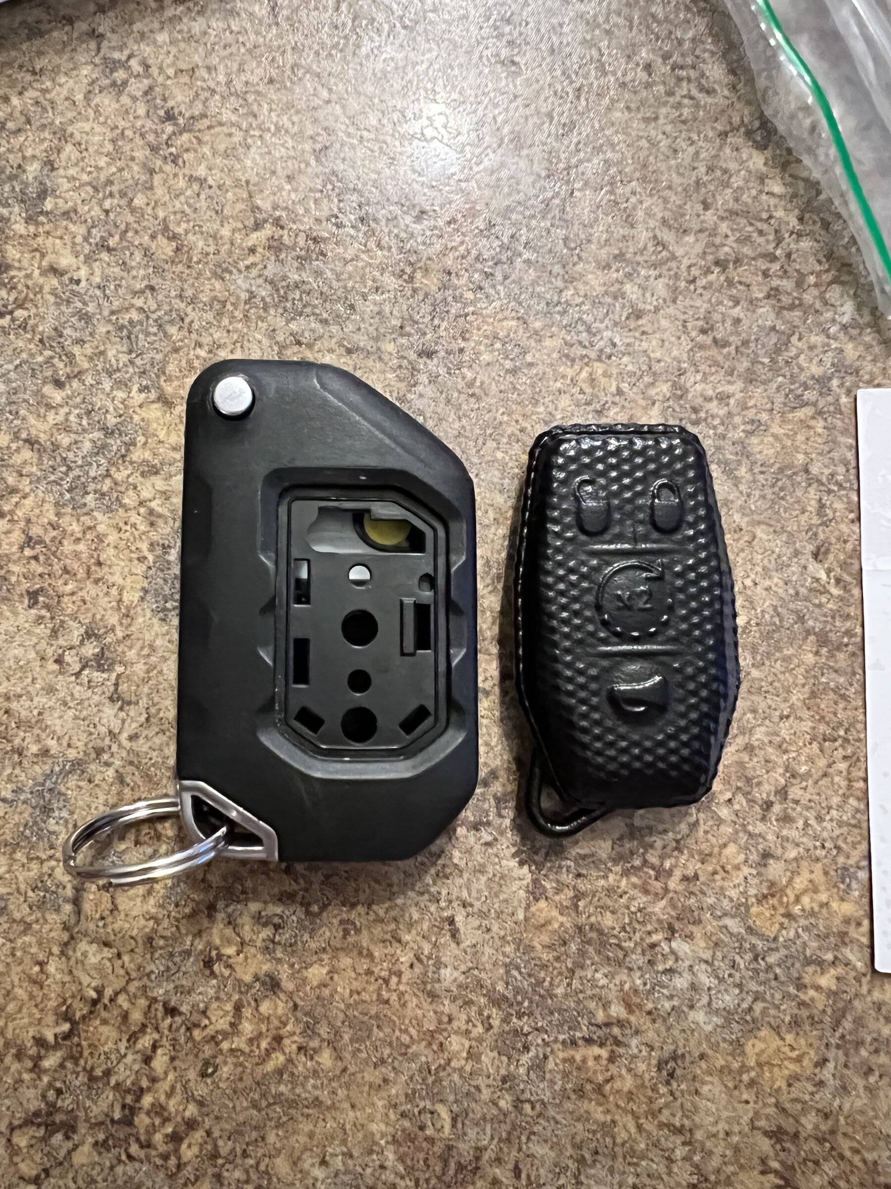 Jeep Wrangler JL Threedom Model M fob C8D99AD2-DECB-4EE1-9BF7-241795C2FDE9