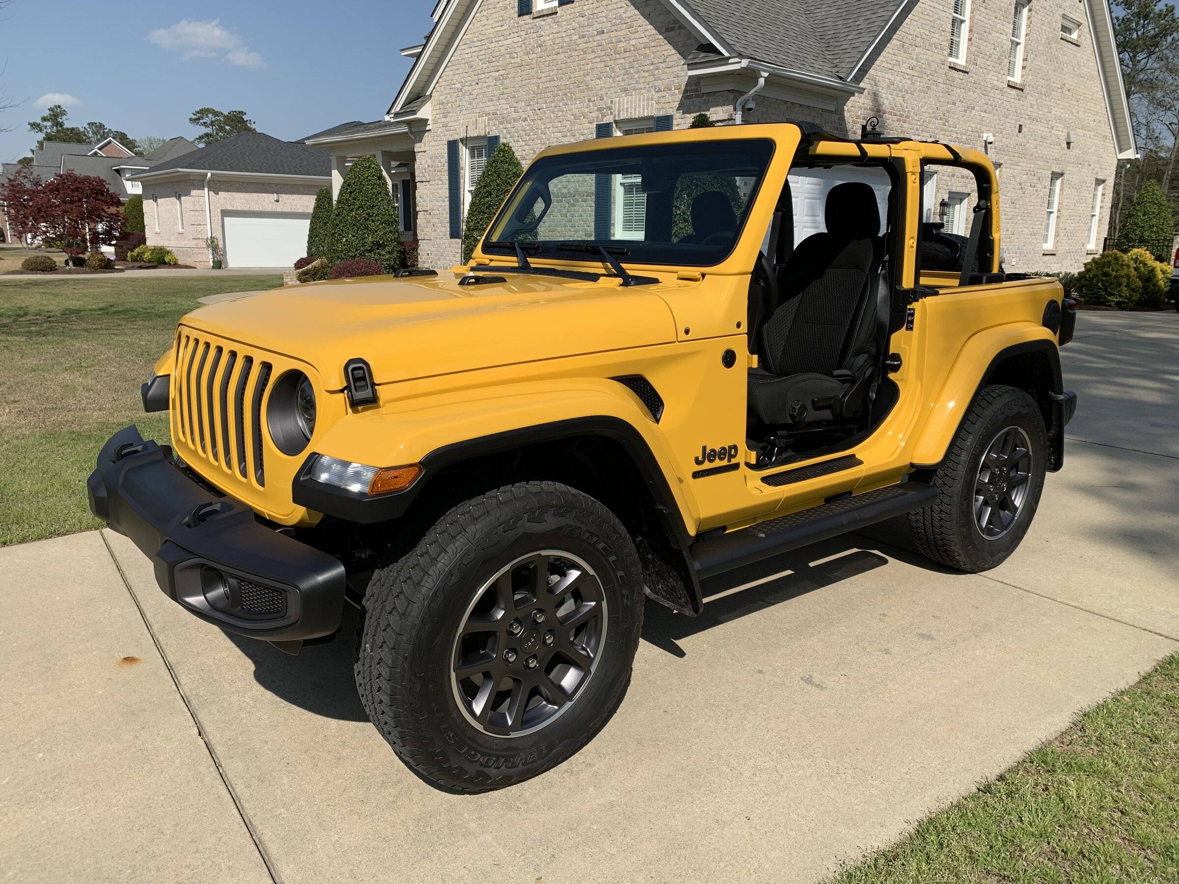 Jeep Wrangler JL Tops off 2 door pics! 451FEC66-D2A6-4E2D-99D9-A23BEDDA7E78