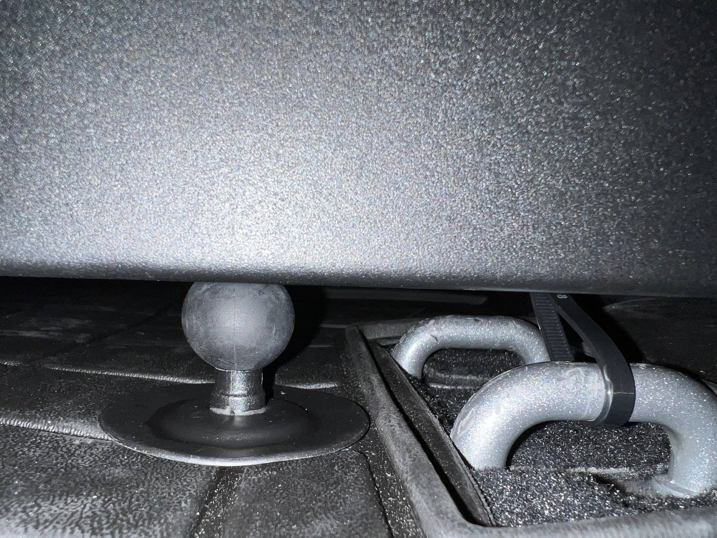 Jeep Wrangler JL Interior/Exterior Storage Ideas Area IMG_0794