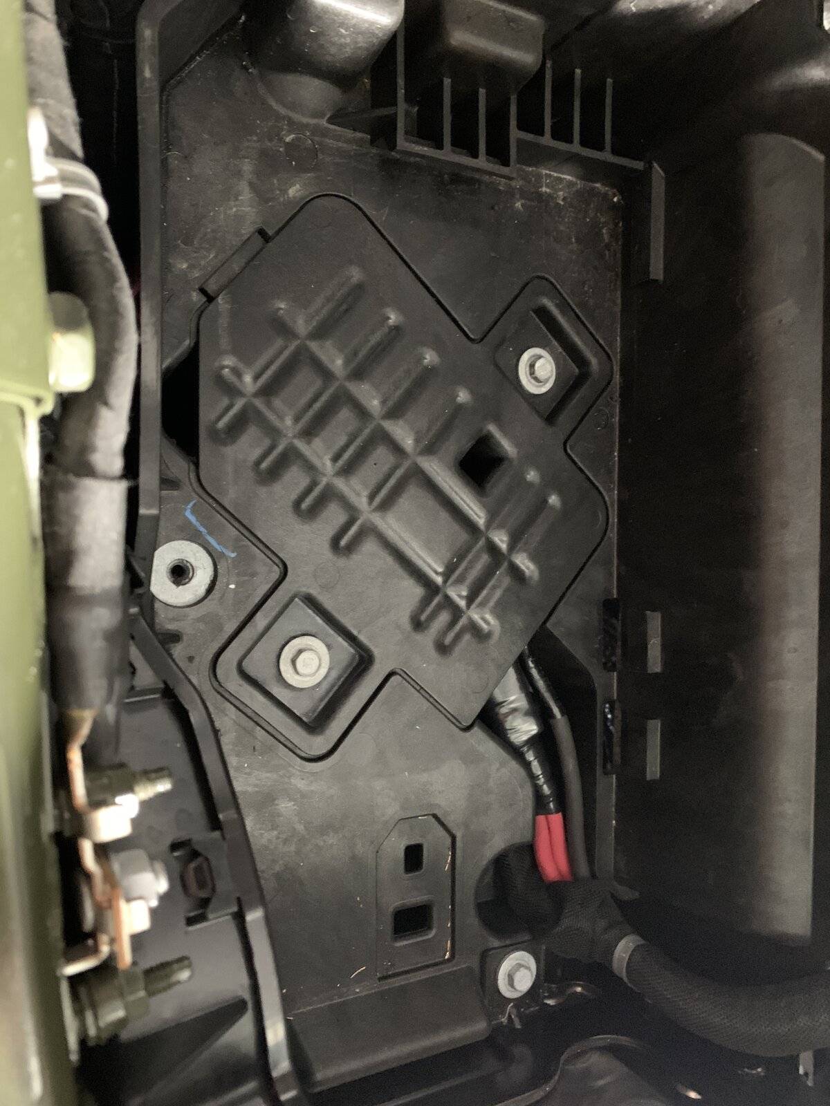 Jeep Wrangler JL ESS Battery Location on 3.0 106F9FC3-FD88-4D37-9EEB-91E2E6BEC480