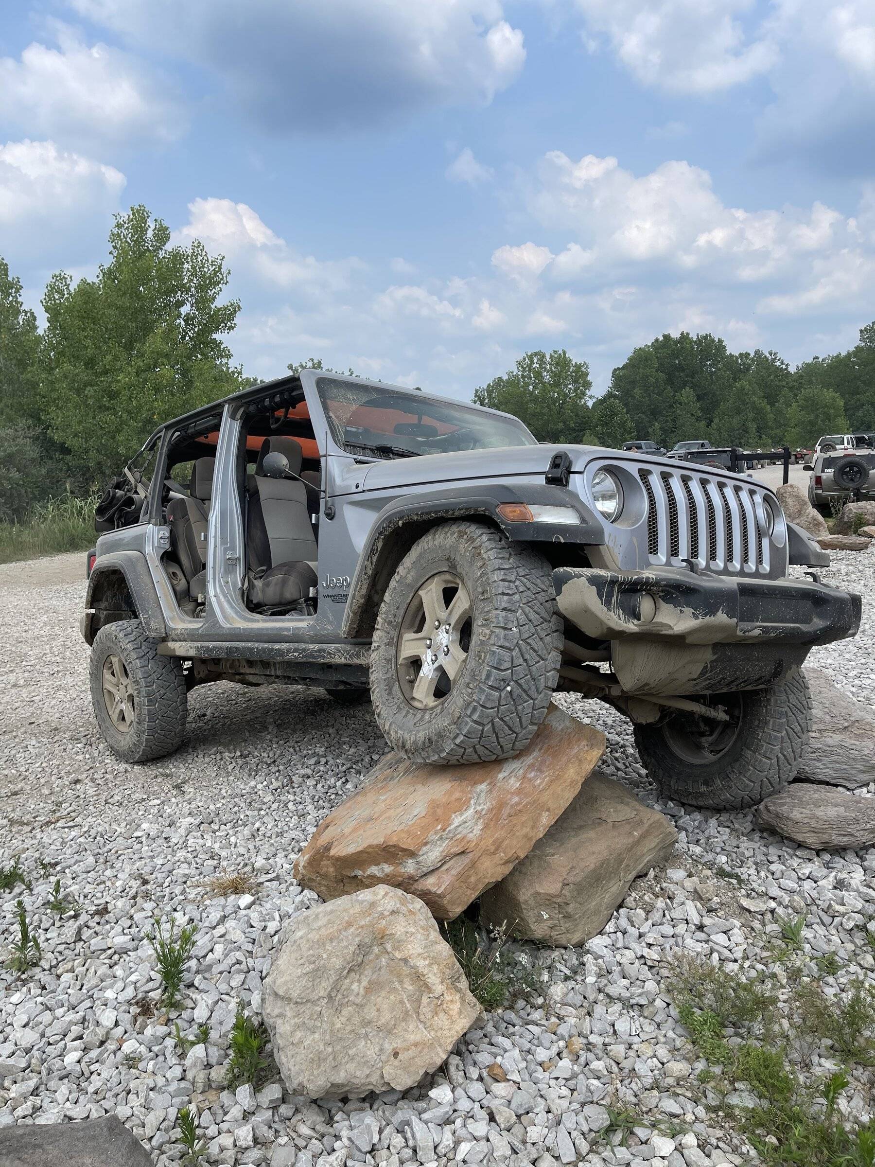 Jeep Wrangler JL Let’s talk summer tops 67B885BC-289B-4D49-986D-756E4097B5D1