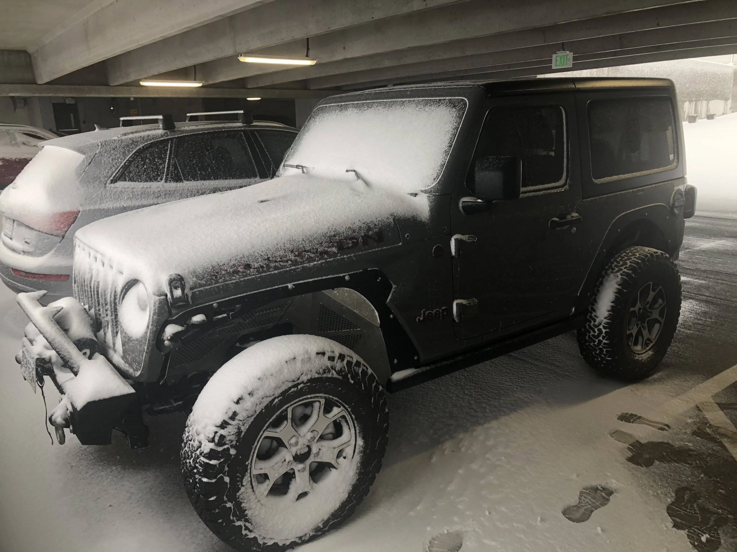 Jeep Wrangler JL Snow! 52340468-18F6-4721-AD22-A41EDD5C66C4