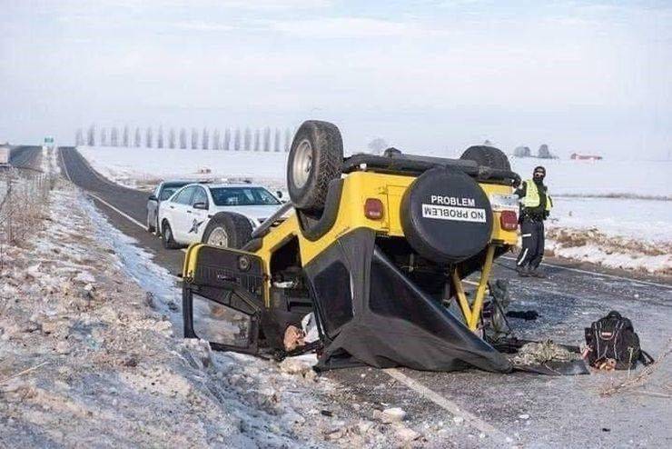 Jeep Wrangler JL Snow! flipped over 